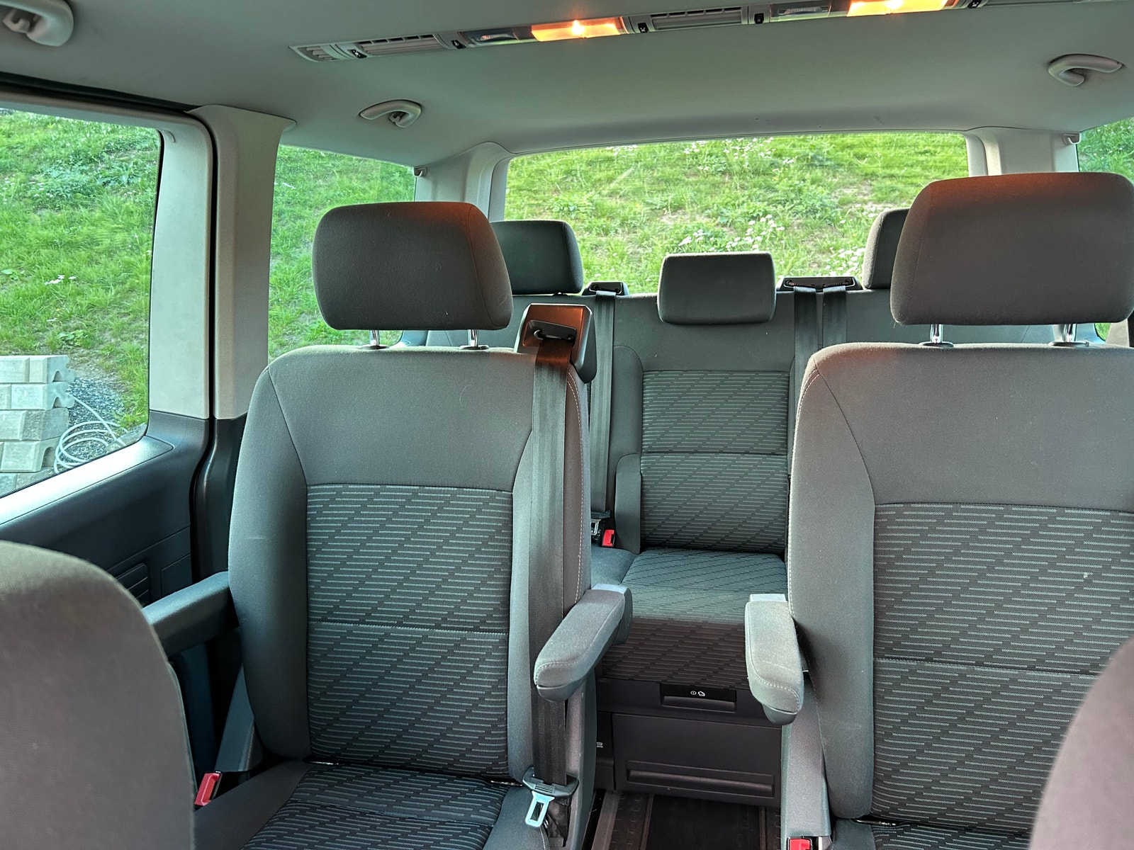 Volkswagen Multivan 2.0 TDI BMT Manual, 114hp, 2014