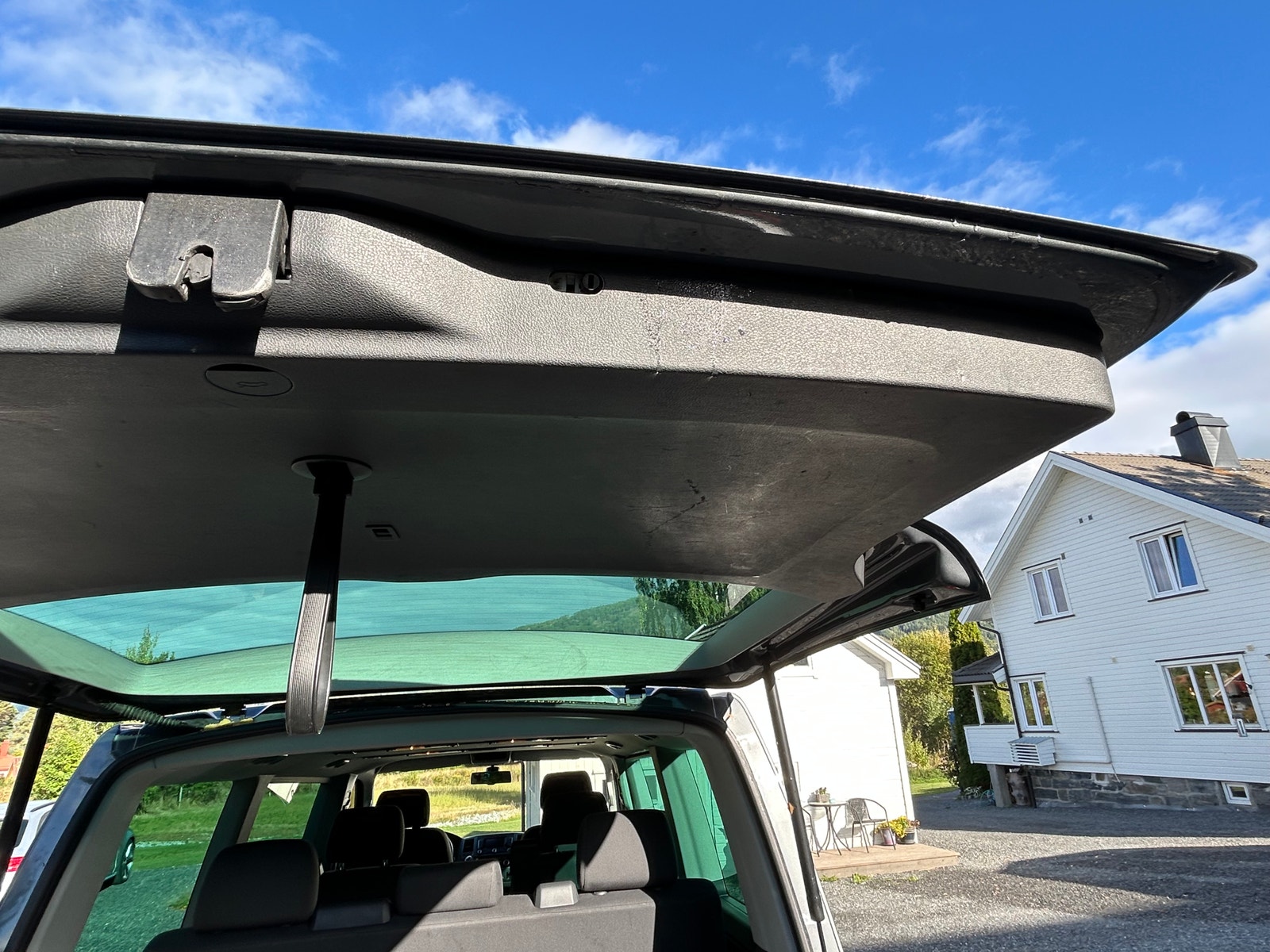 Volkswagen Multivan 2.0 TDI BMT Manual, 114hp, 2014