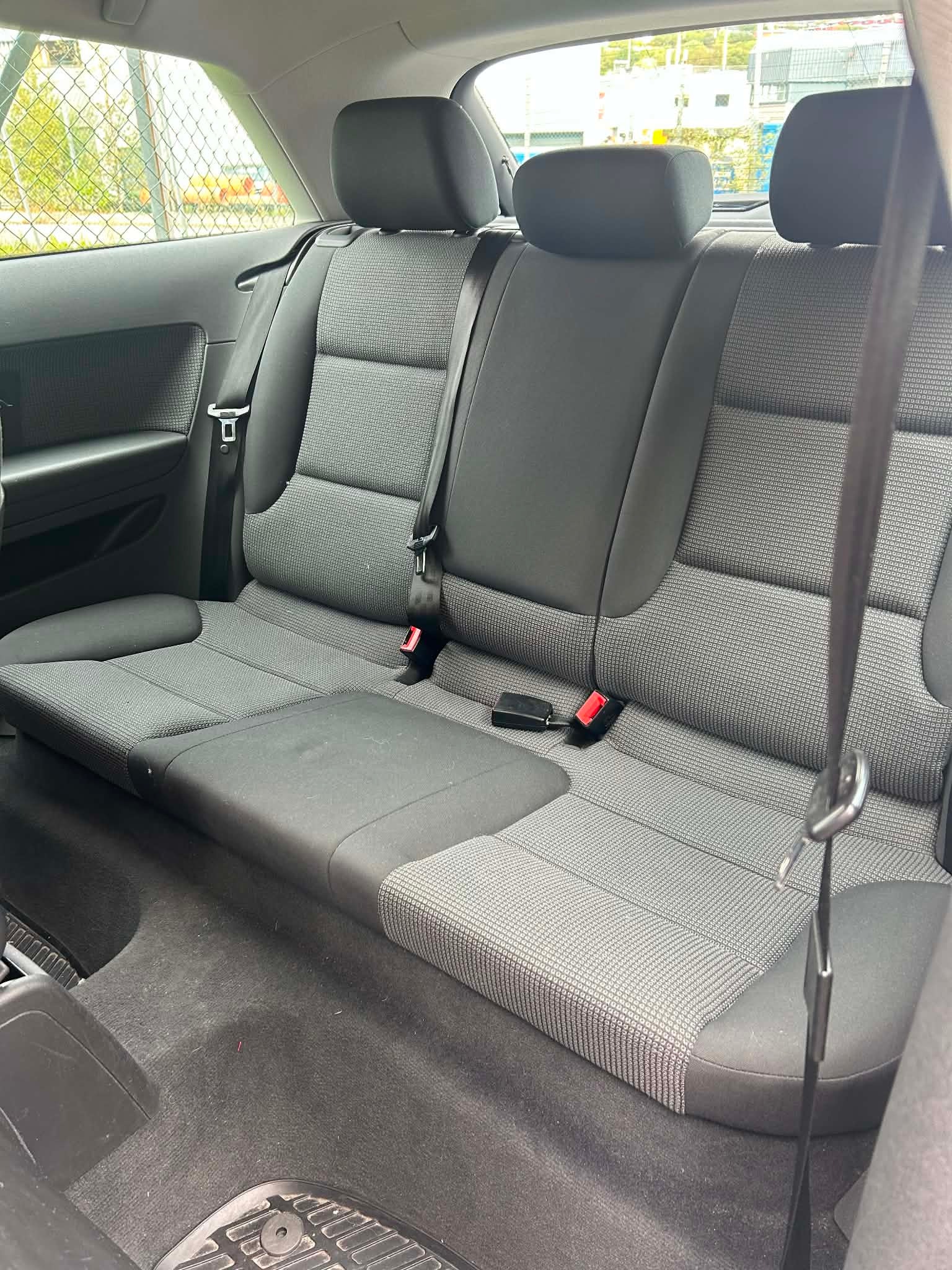Audi A3 1.6 8v TipTronic, 6-trins, 102ps, 2004