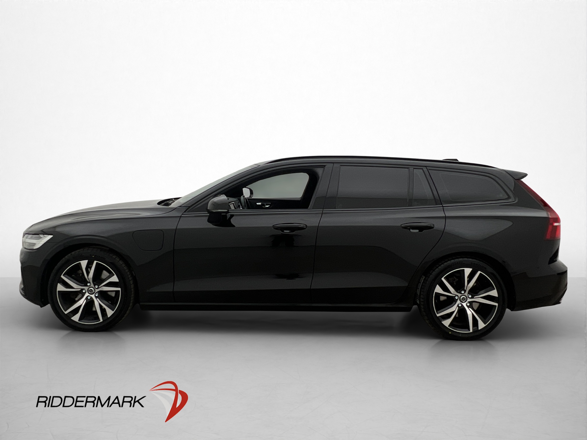 Volvo V60 T8 Twin Engine AWD Geartronic, 392hk, 2019