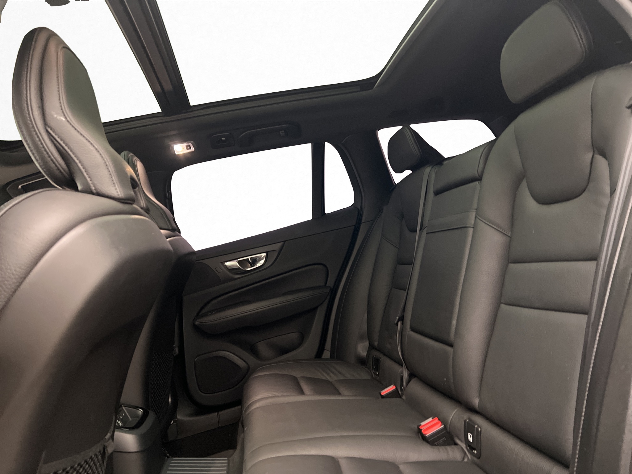 Volvo V60 T8 Twin Engine AWD Geartronic, 392hk, 2019