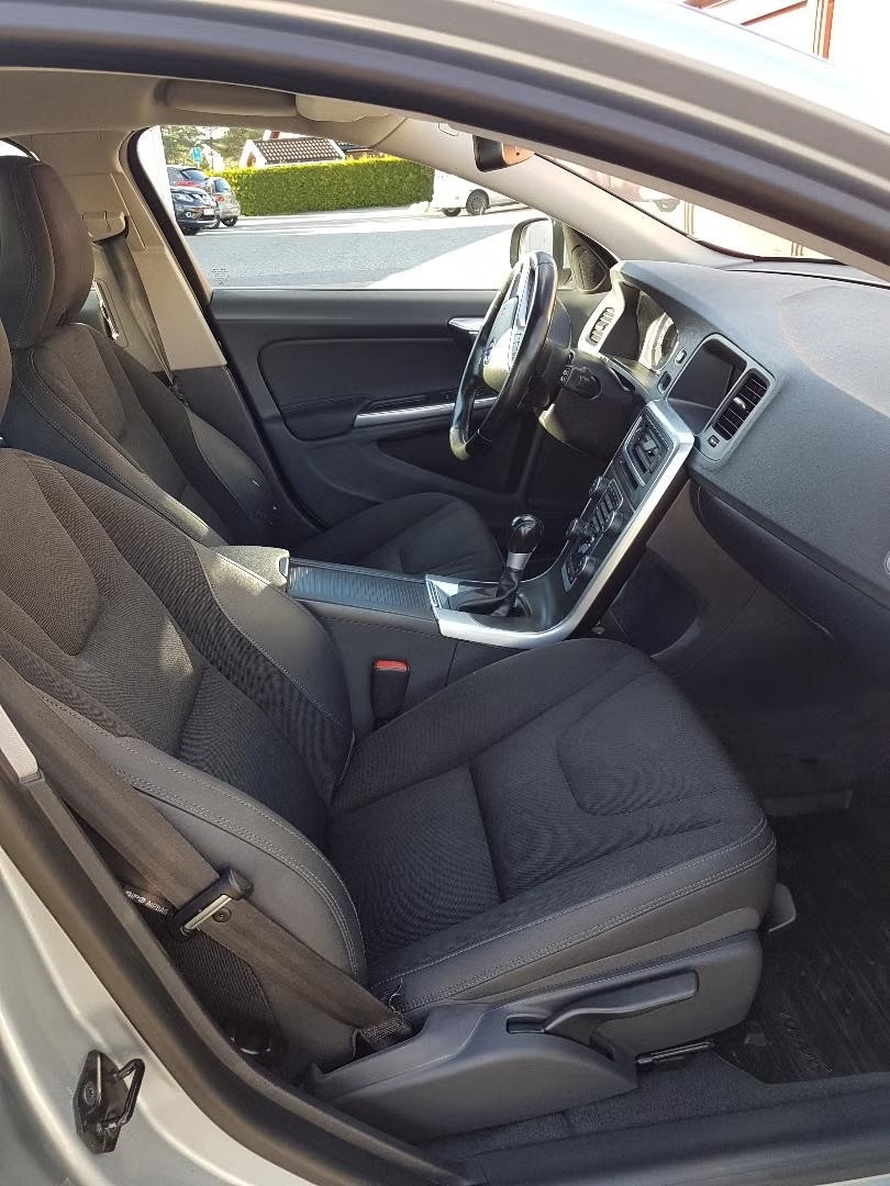 Volvo V60 DRIVe Manual, 115hp, 2012