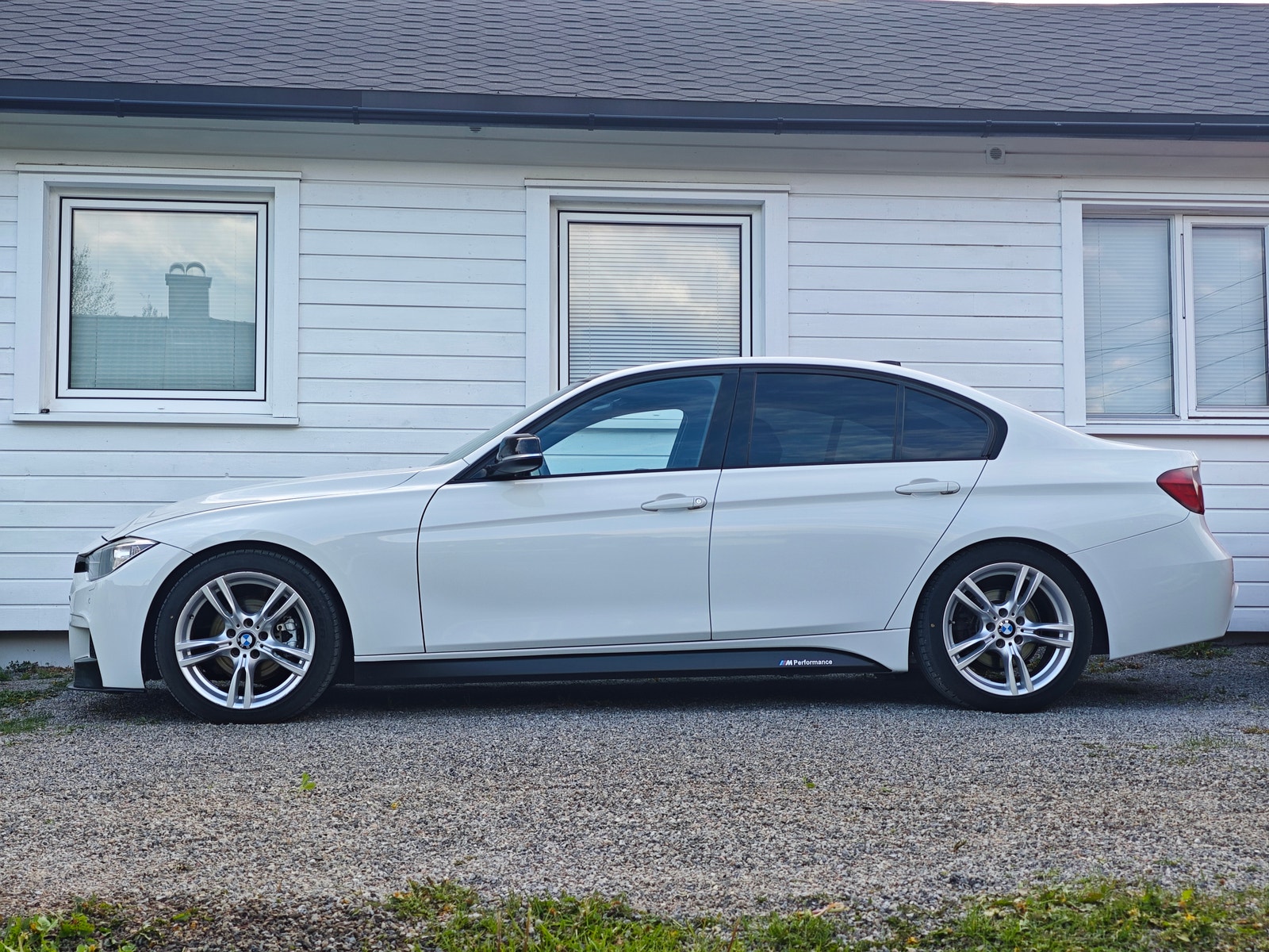 BMW 320d Sedan EfficientDynamics Manuell, 6-trinn, 163hk, 2013