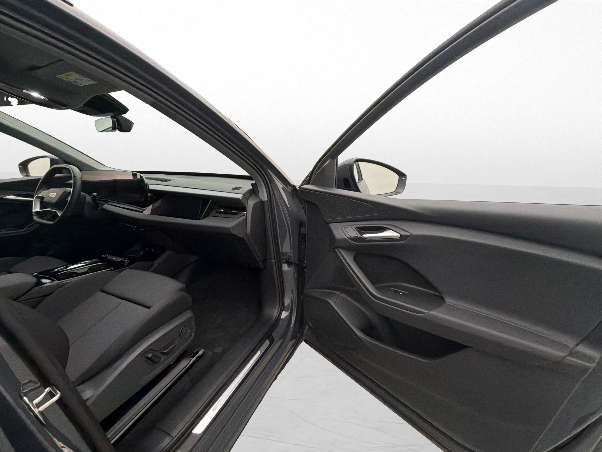 Audi Q6 e-tron, 252hk, 2025