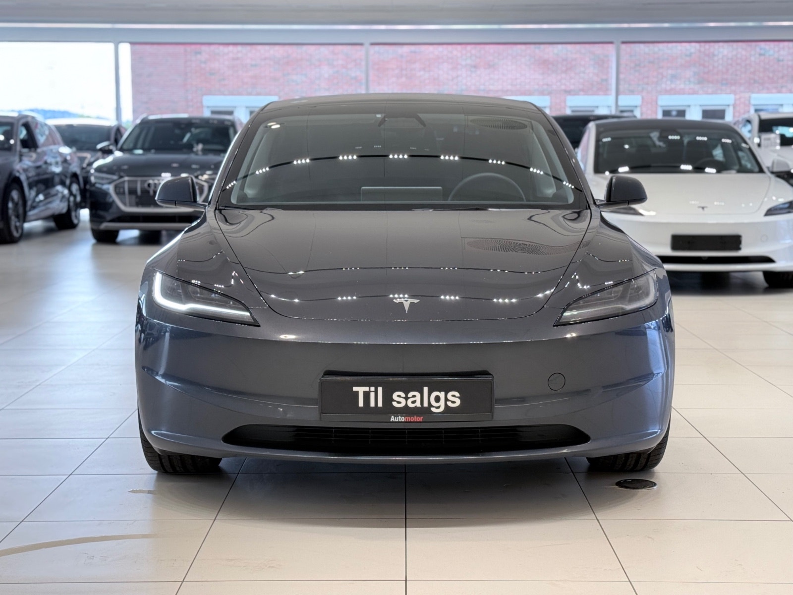 Tesla Model 3 Standard Range, 283hk, 2024