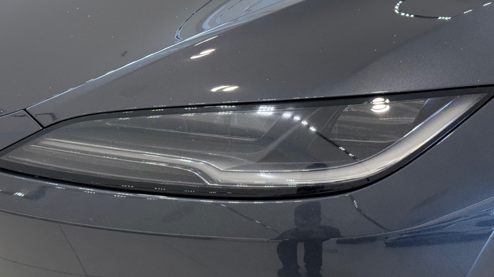 Tesla Model 3 Standard Range, 283hk, 2024