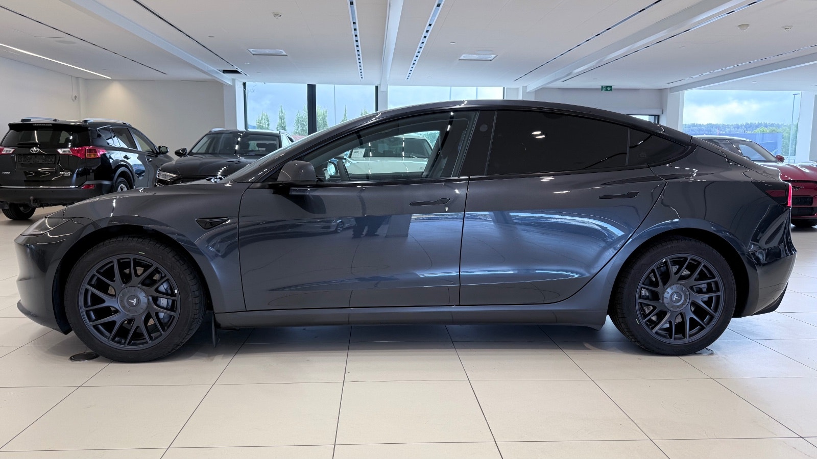 Tesla Model 3 Standard Range, 283hk, 2024
