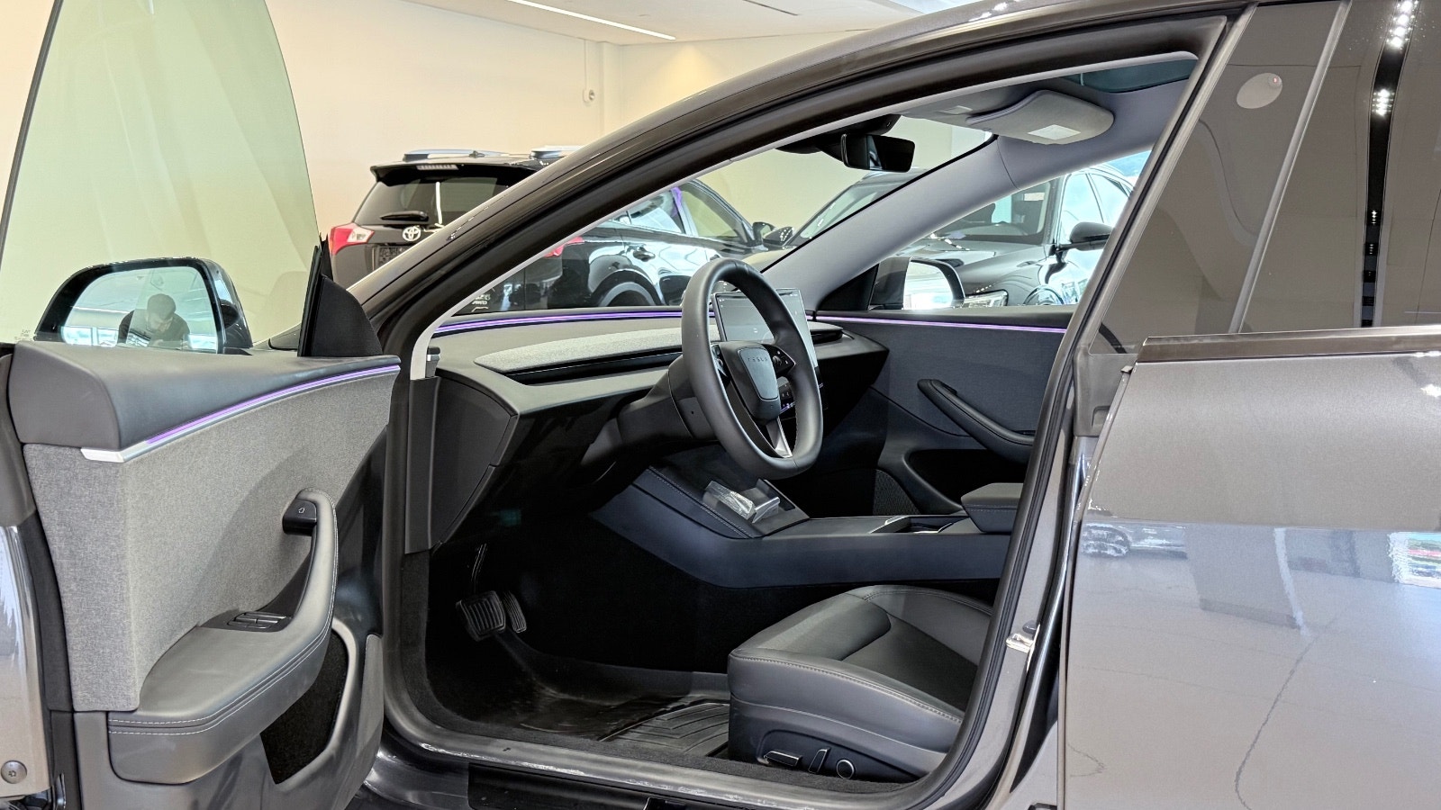 Tesla Model 3 Standard Range, 283hk, 2024