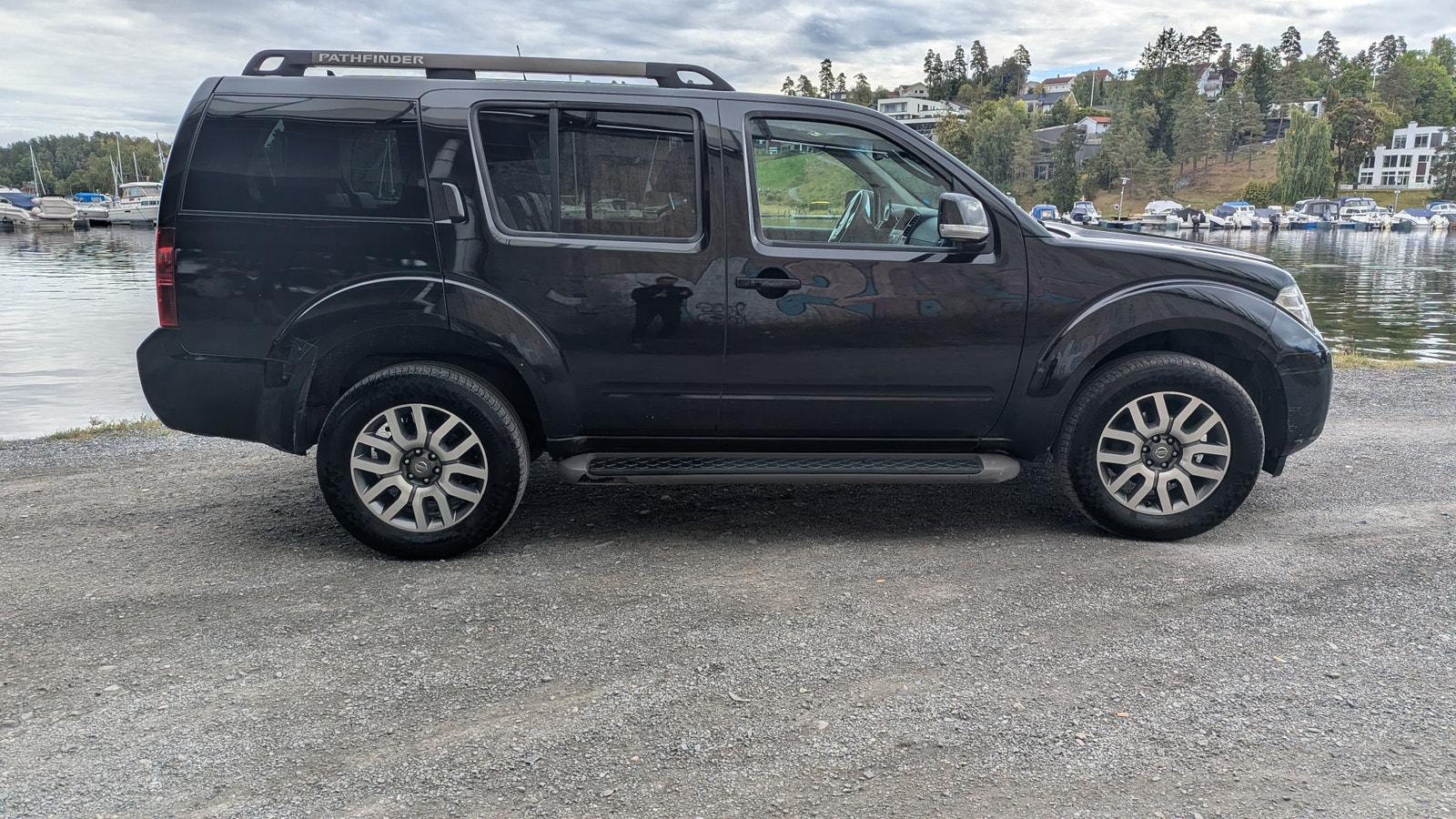 Nissan Pathfinder 2.5 4WD Automatic, 190hp, 2010