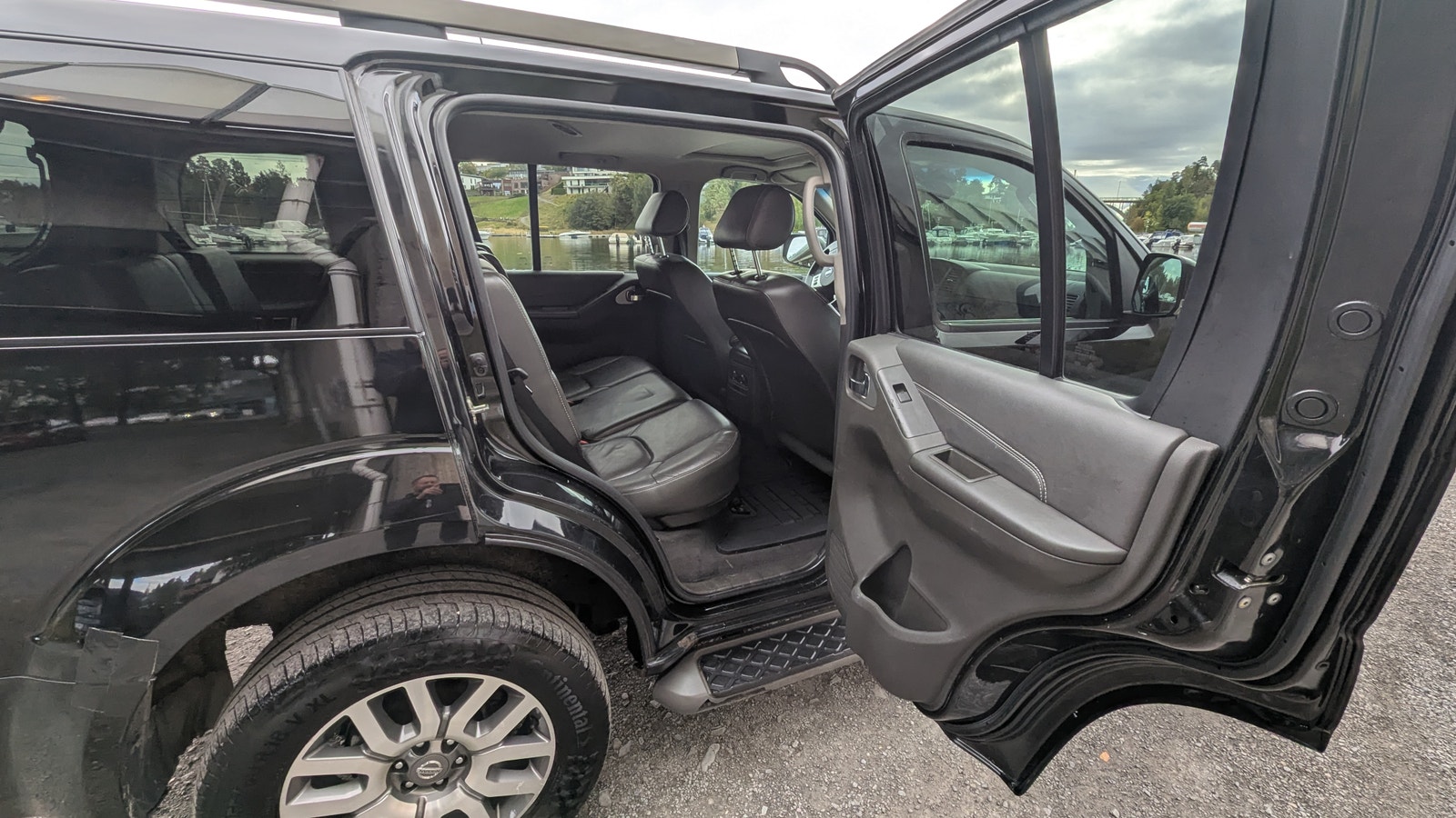 Nissan Pathfinder 2.5 4WD Automatic, 190hp, 2010