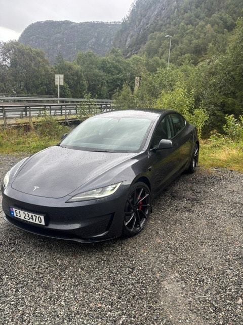 Tesla Model 3 Performance, 627hk, 2024