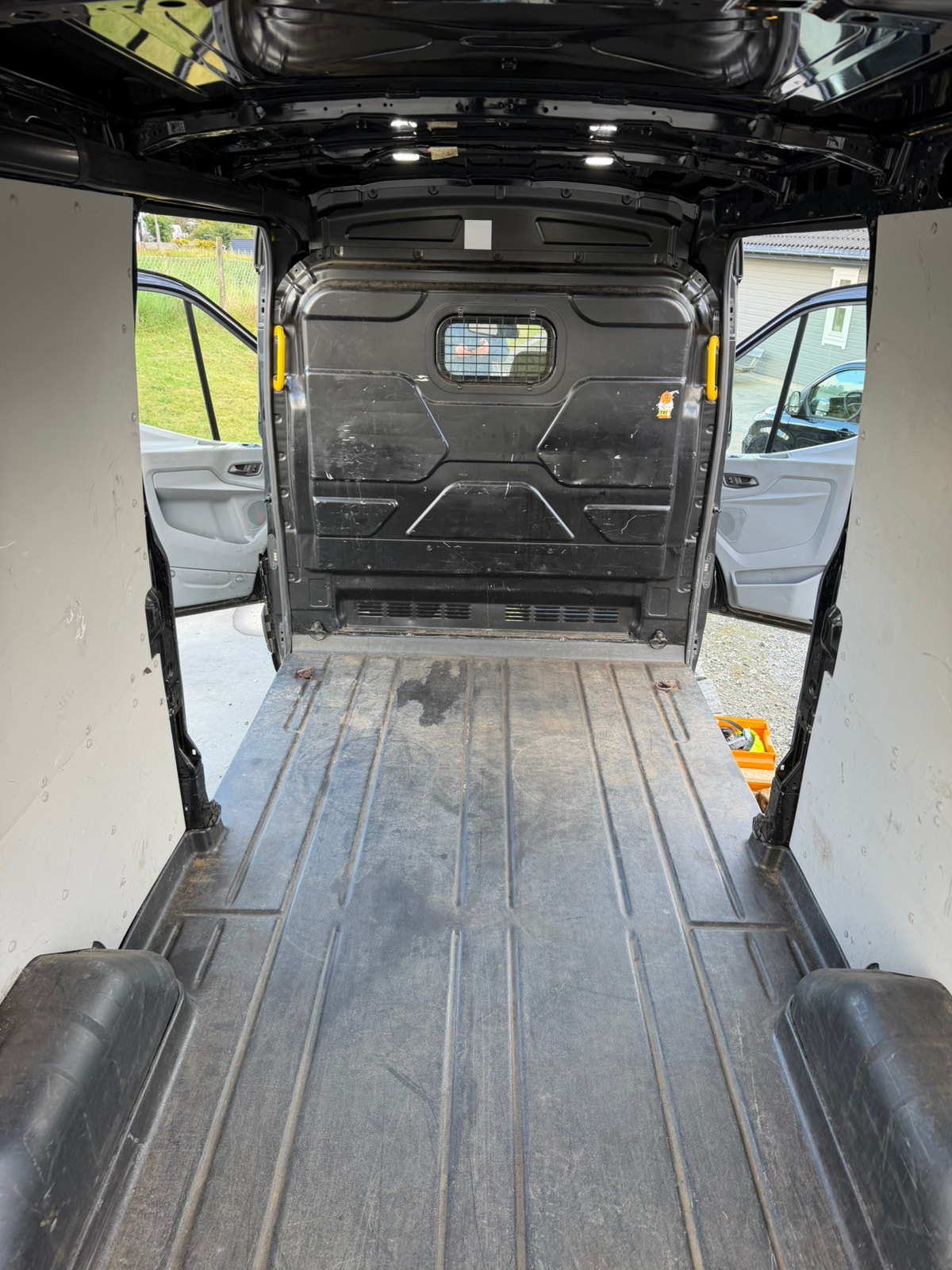 Ford Transit 350 2.0 TDCi SelectShift, 6-trins, 170ps, 2019