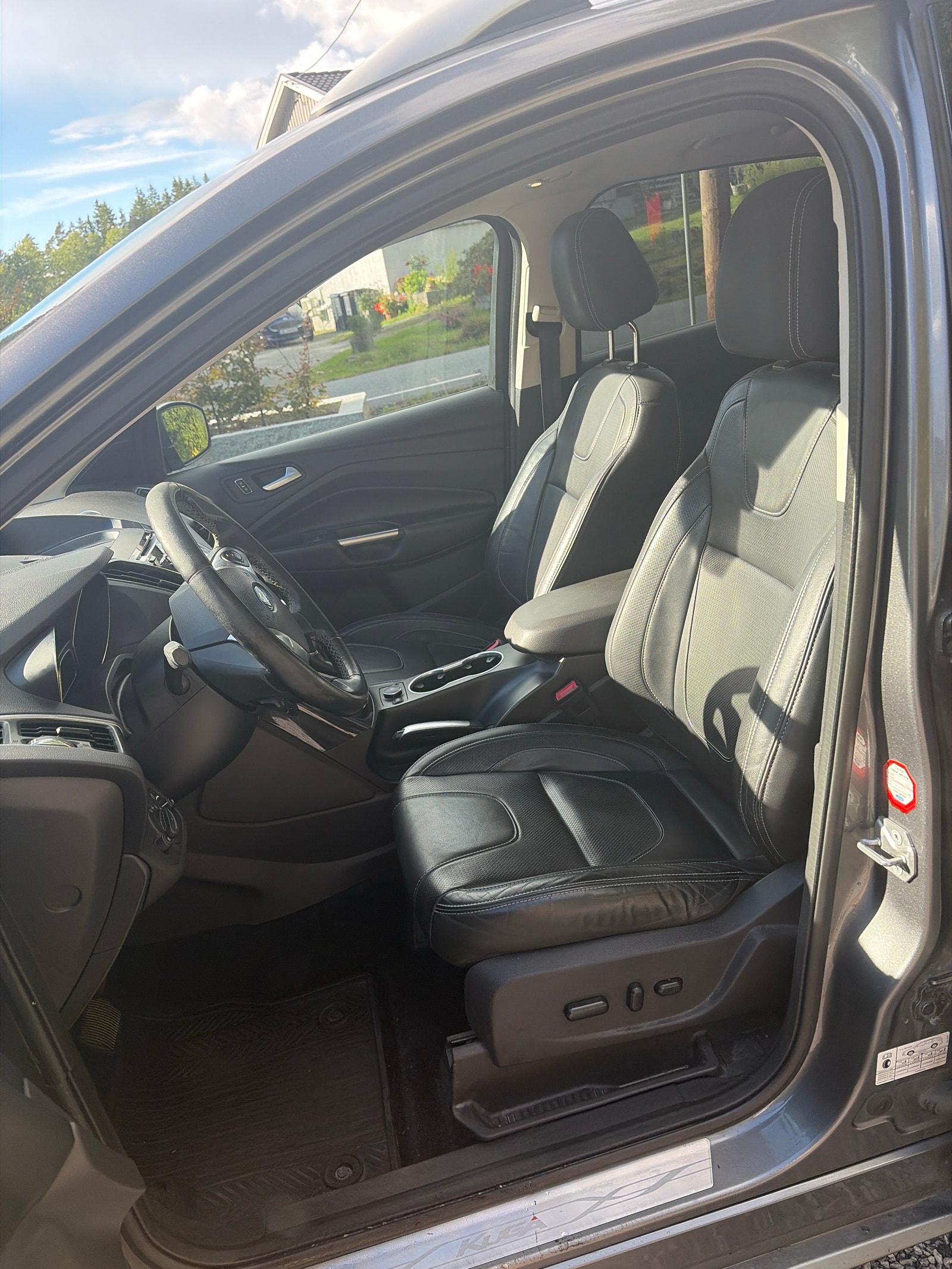 Ford Kuga 2.0 TDCi AWD Powershift, 140hp, 2014