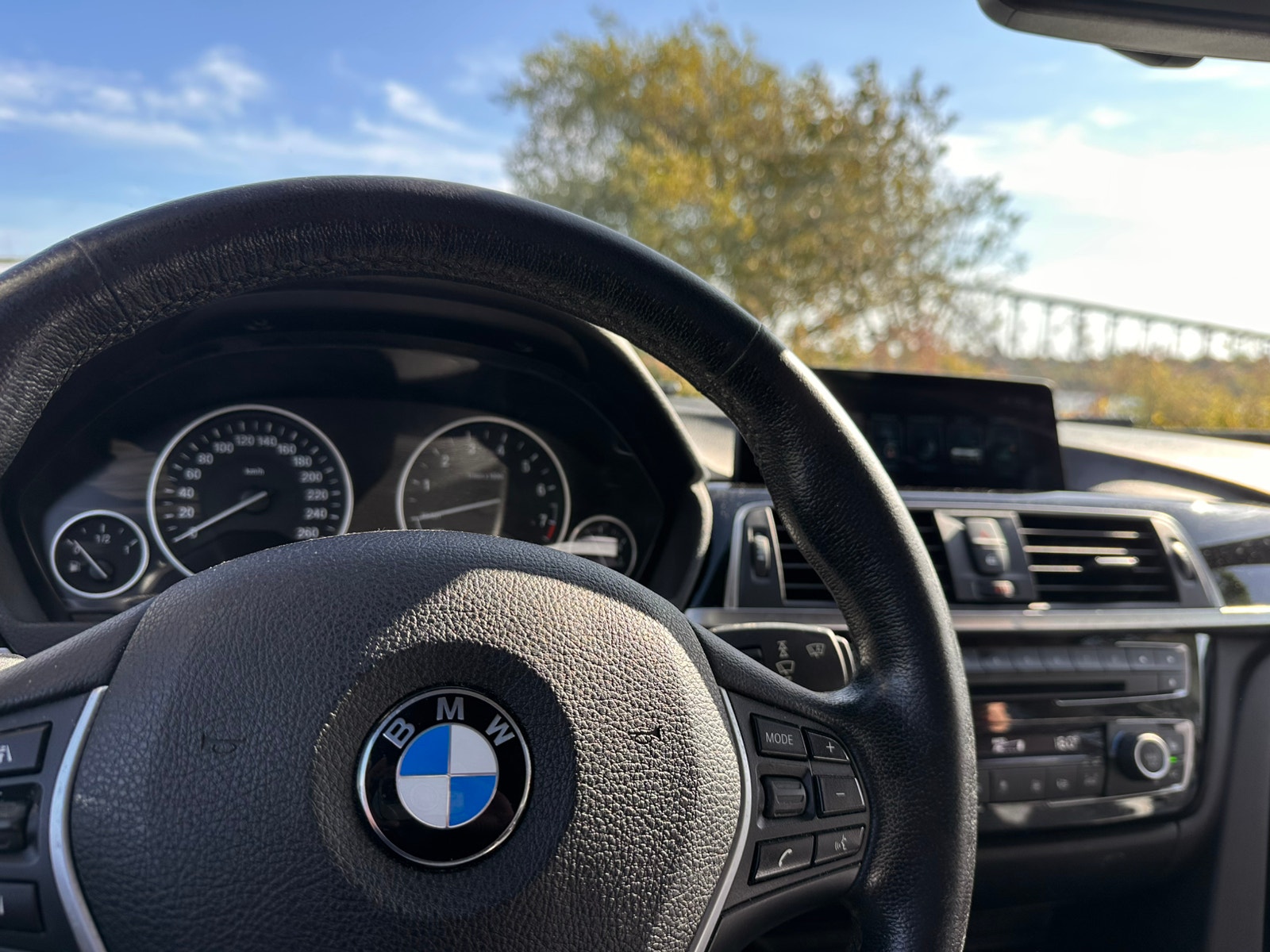 BMW 330e Sedan Steptronic, 252hp, 2017