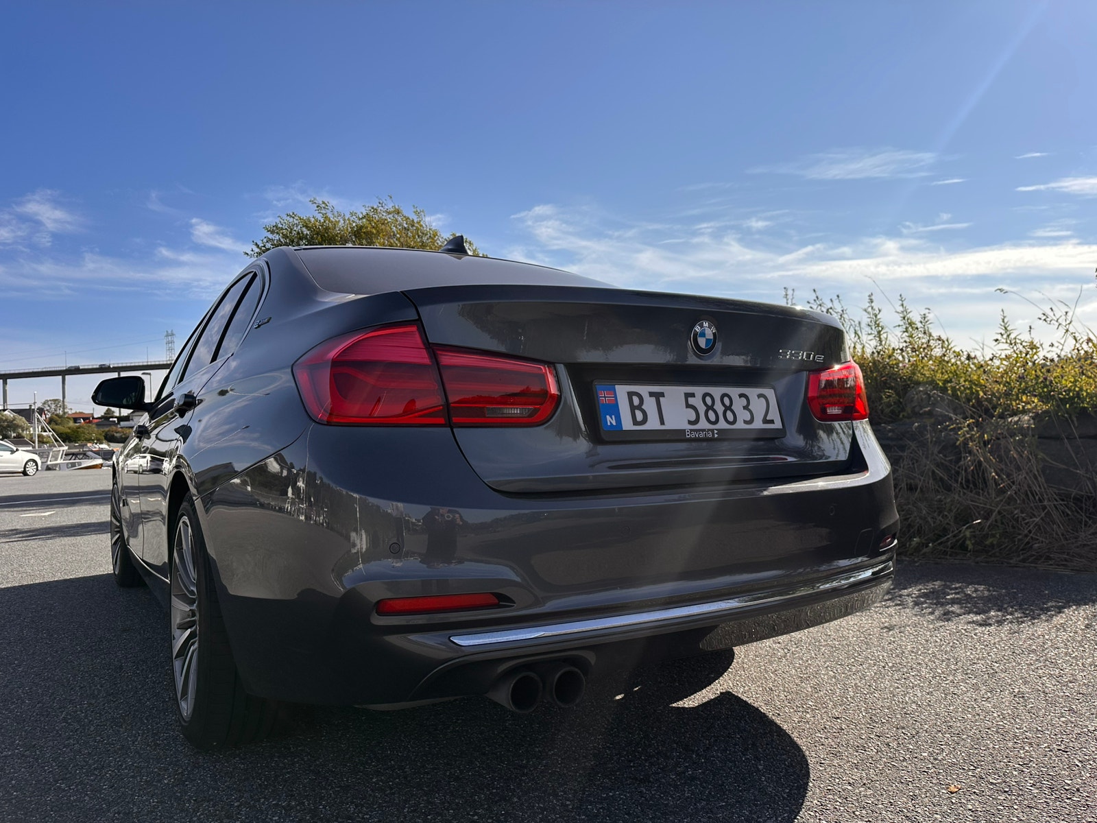 BMW 330e Sedan Steptronic, 252hp, 2017