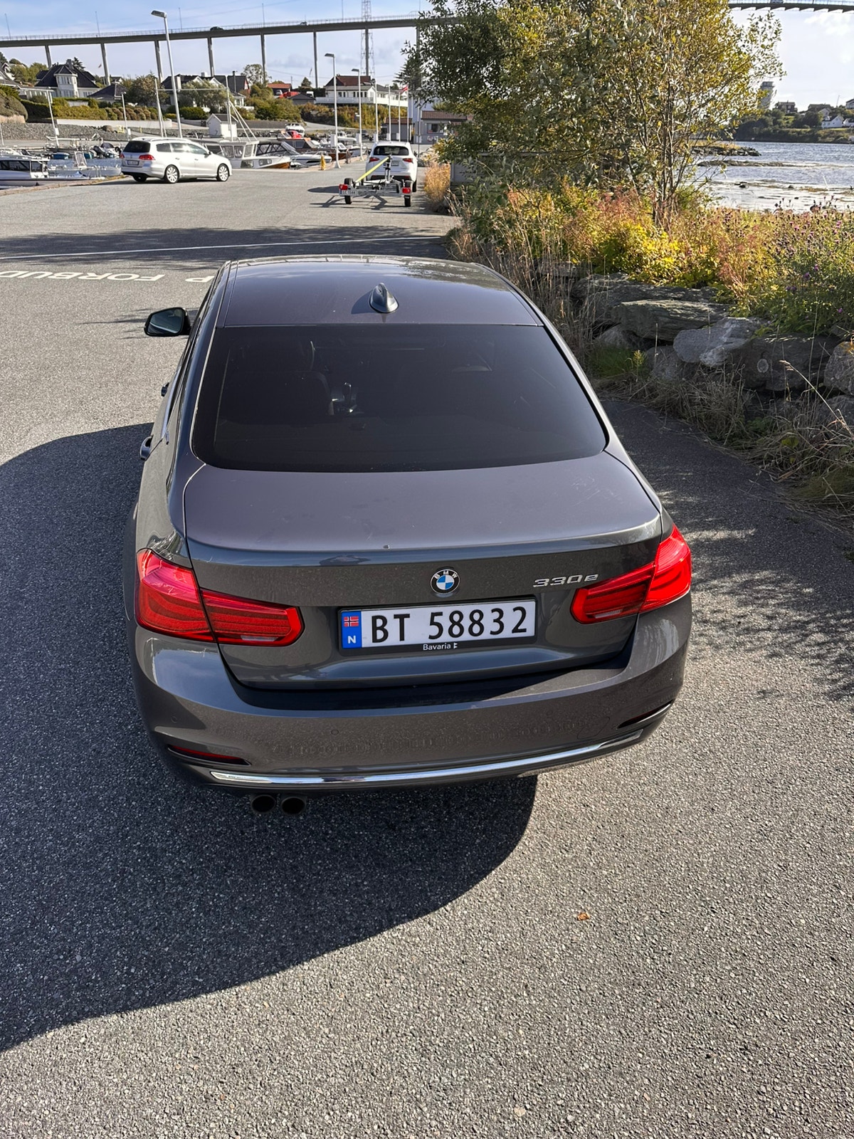 BMW 330e Sedan Steptronic, 252hp, 2017