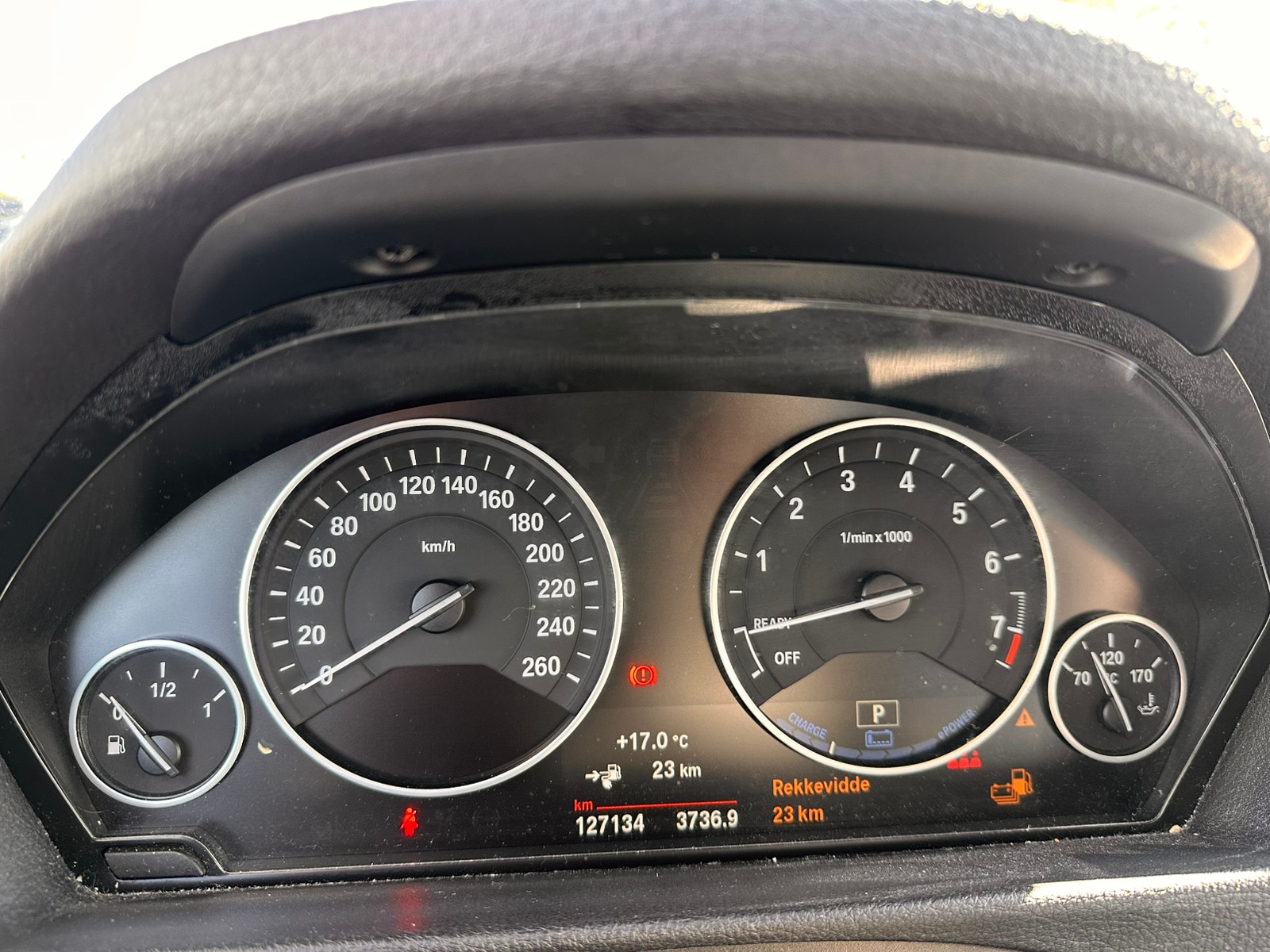 BMW 330e Sedan Steptronic, 252hp, 2017