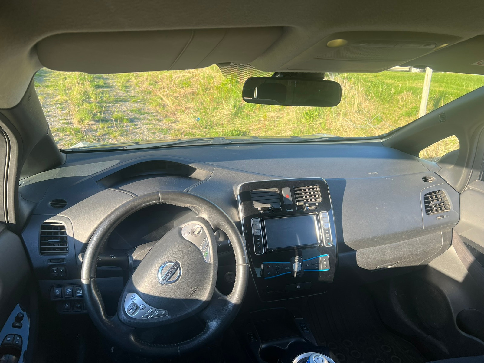 Nissan Leaf 24 kWh, 109ps, 2014