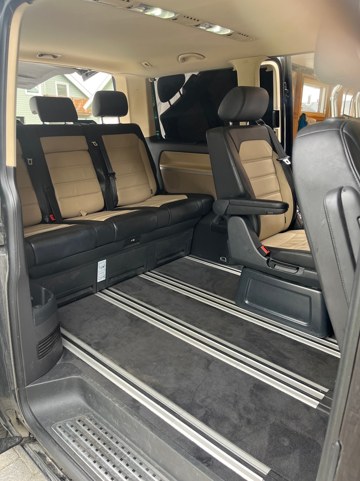 Volkswagen Multivan 2.0 TDI BMT 4Motion DSG Sequential, 7-trins, 150ps, 2018