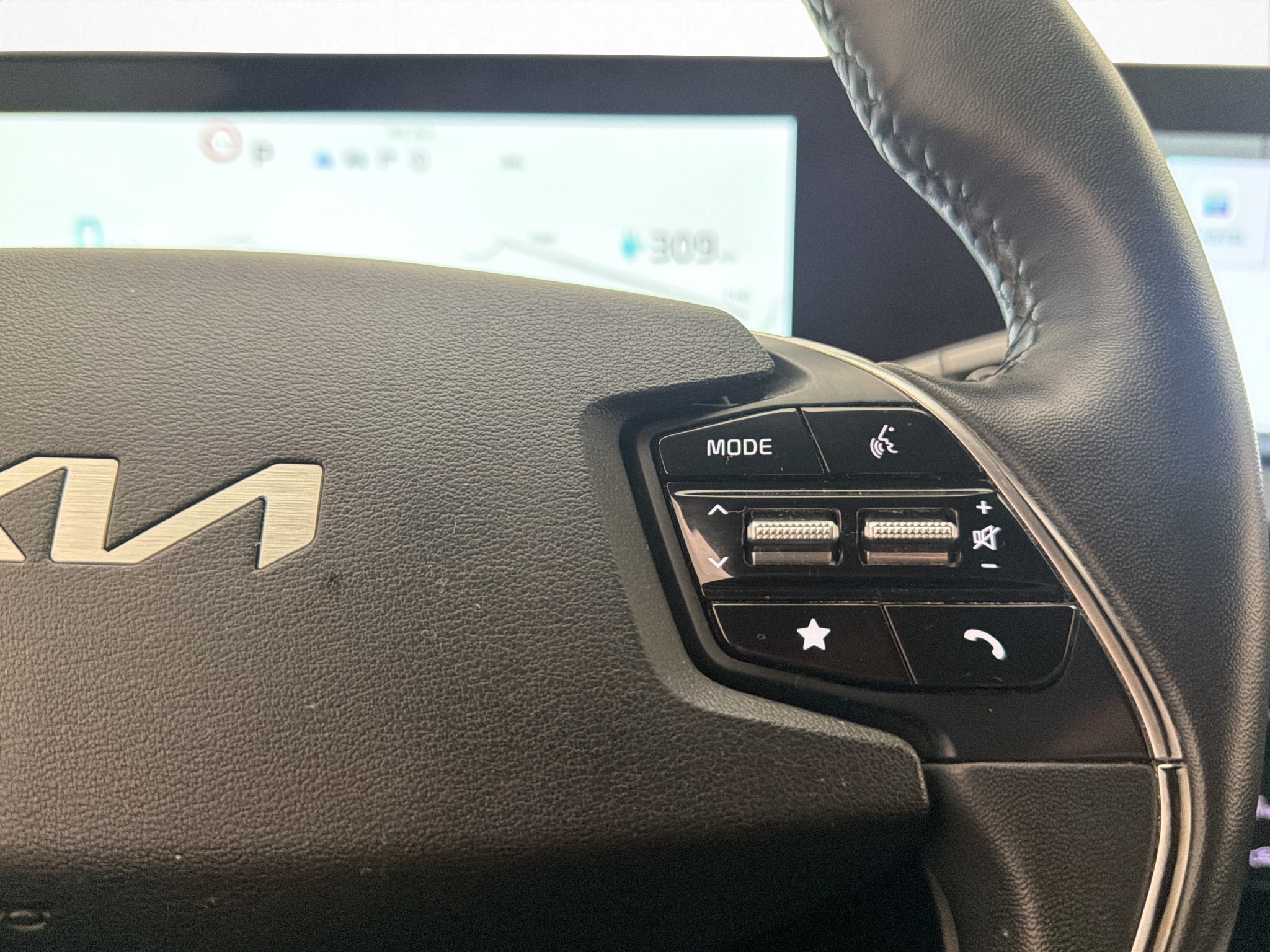 Kia EV6 77.4 kWh, 228ps, 2023