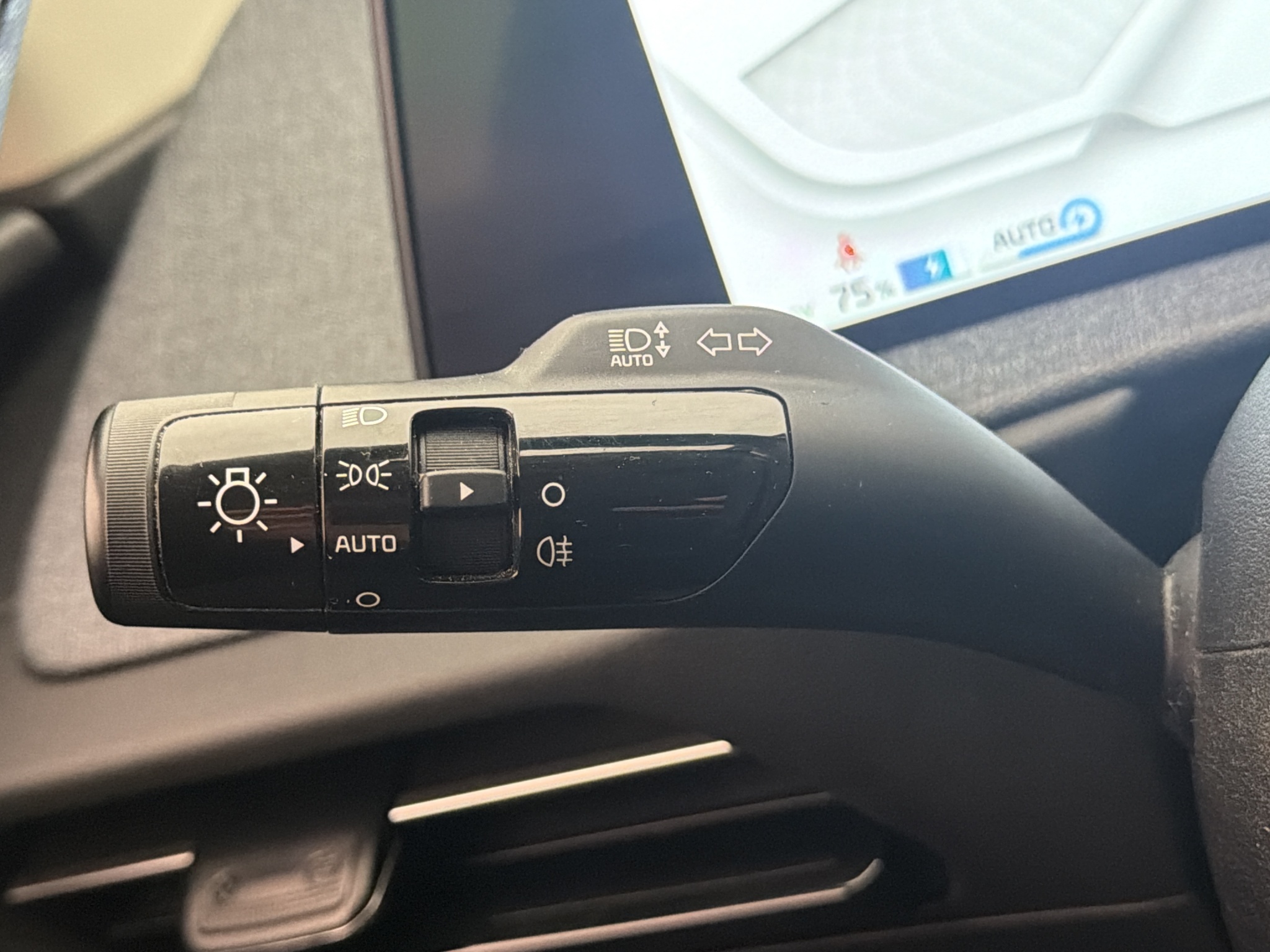 Kia EV6 77.4 kWh, 228ps, 2023