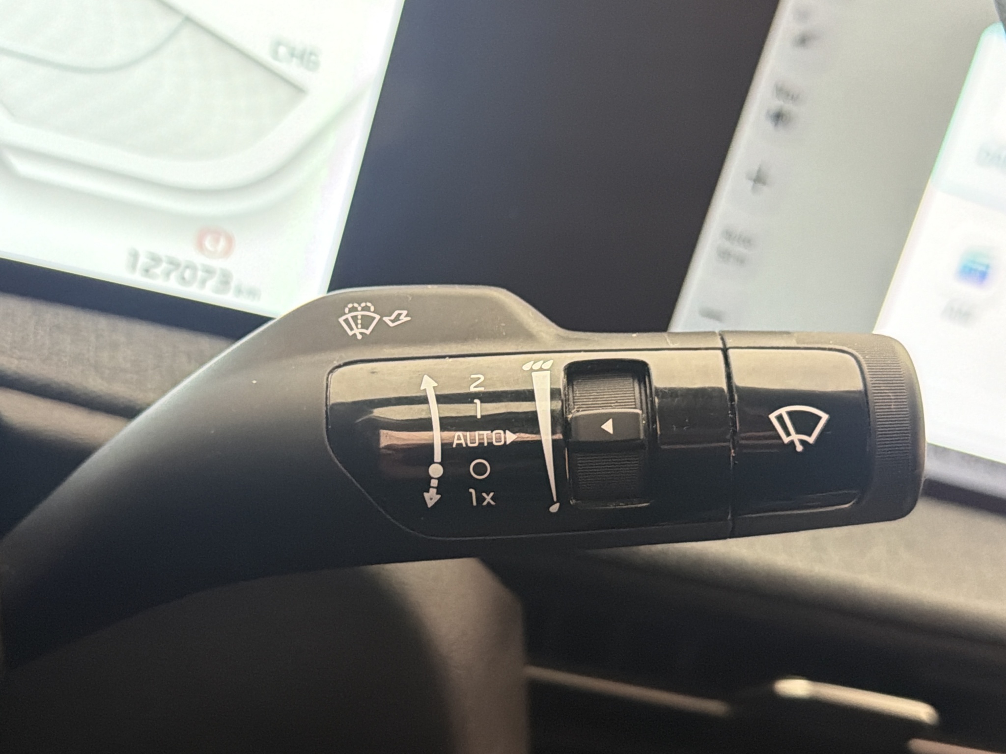 Kia EV6 77.4 kWh, 228ps, 2023