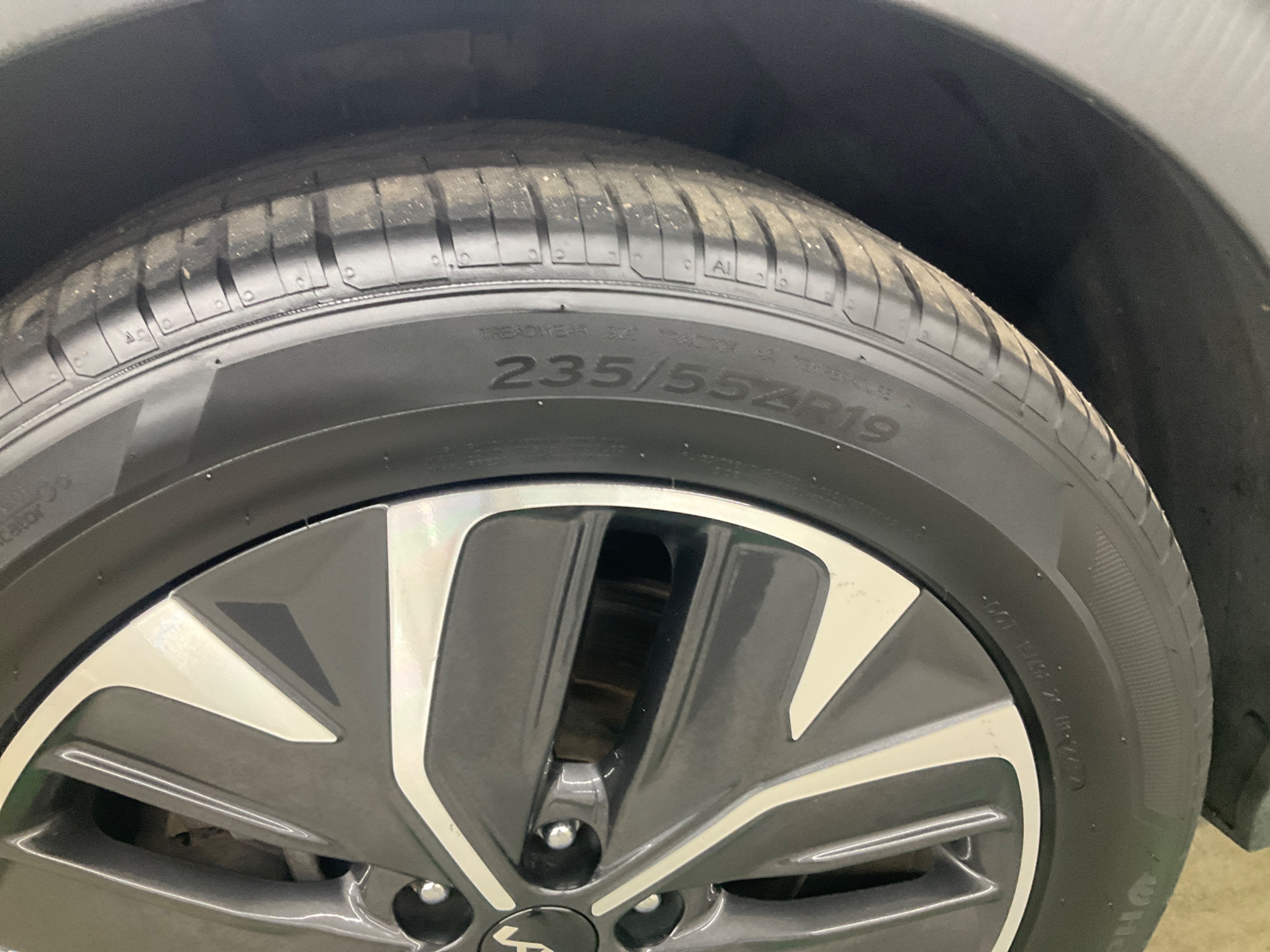 Kia EV6 77.4 kWh, 228ps, 2023