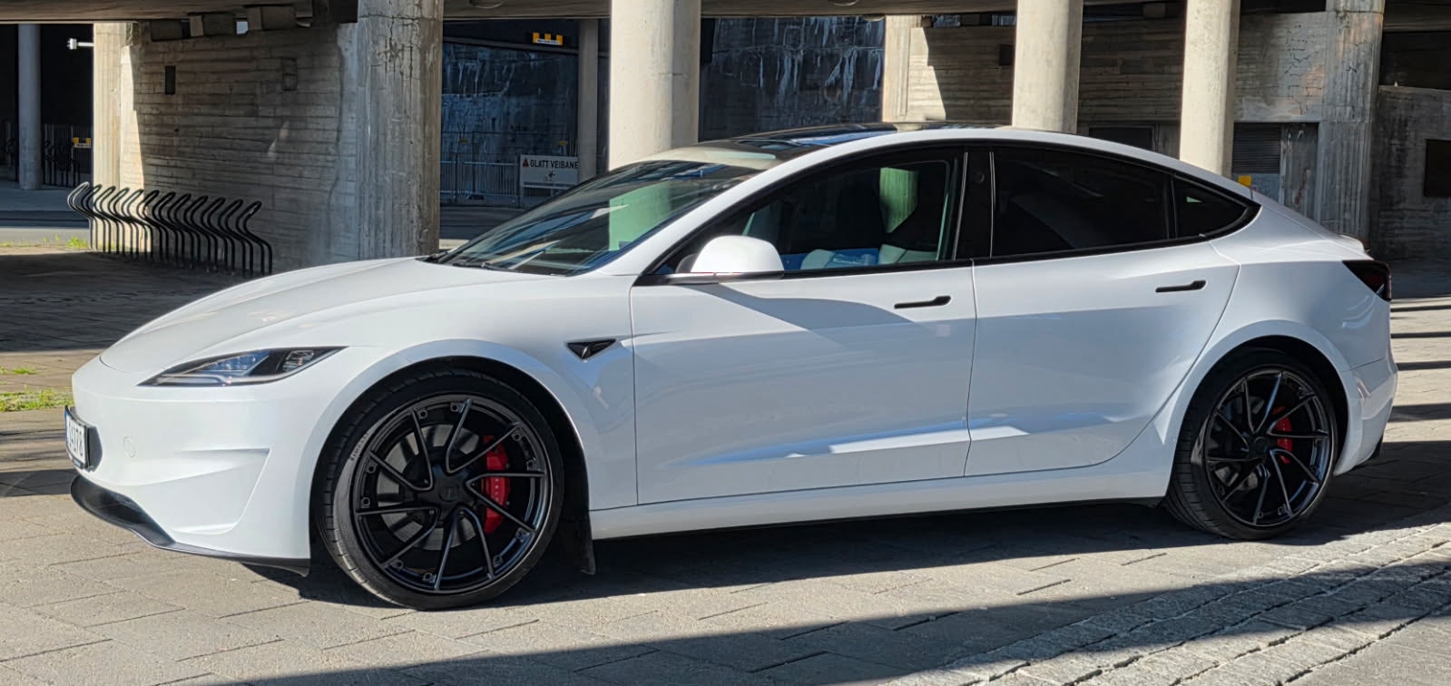 Tesla Model 3 Performance, 627hk, 2024