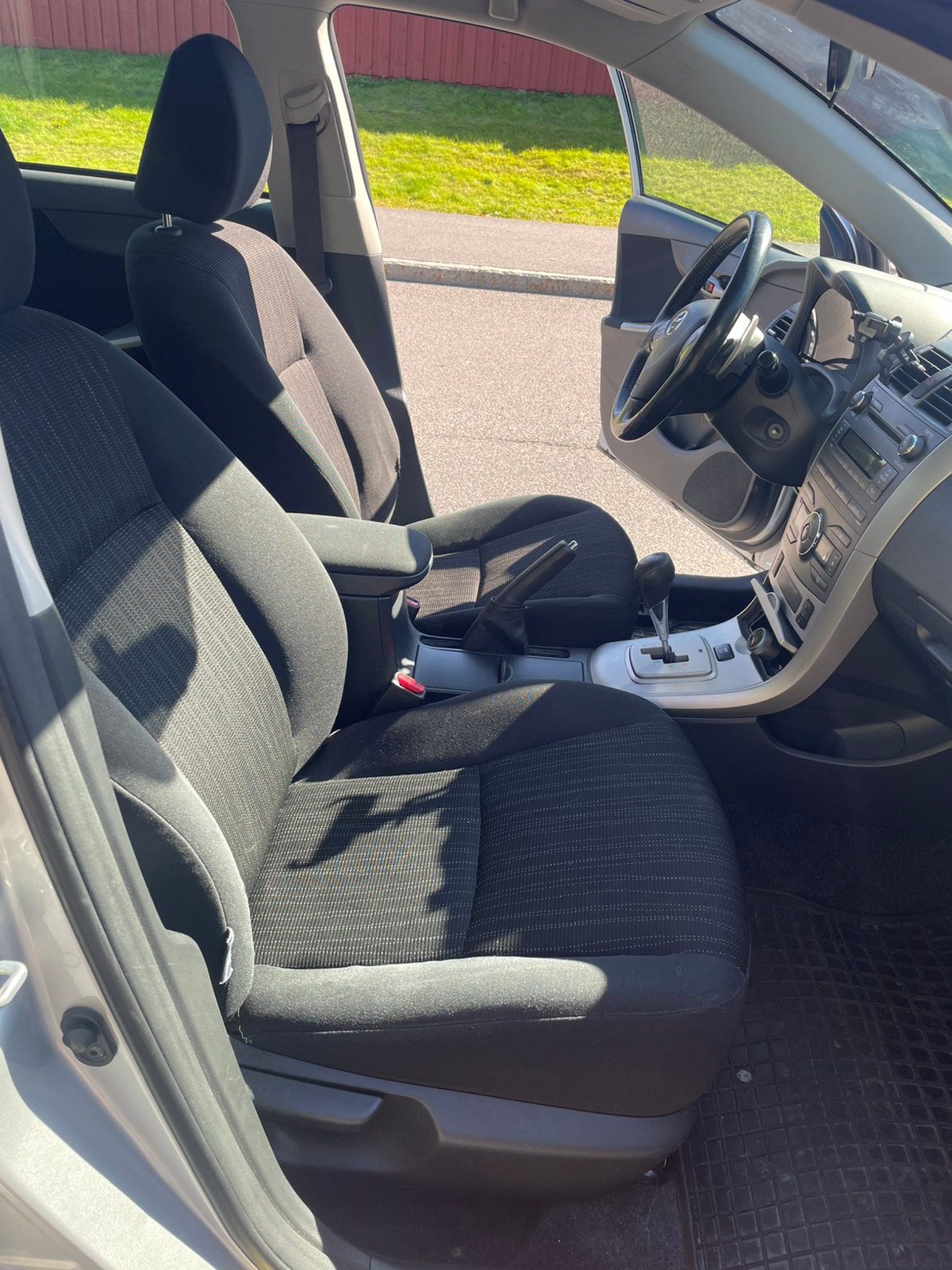 Toyota Corolla 1.4 D-4D MultiMode, 5-trins, 90ps, 2007