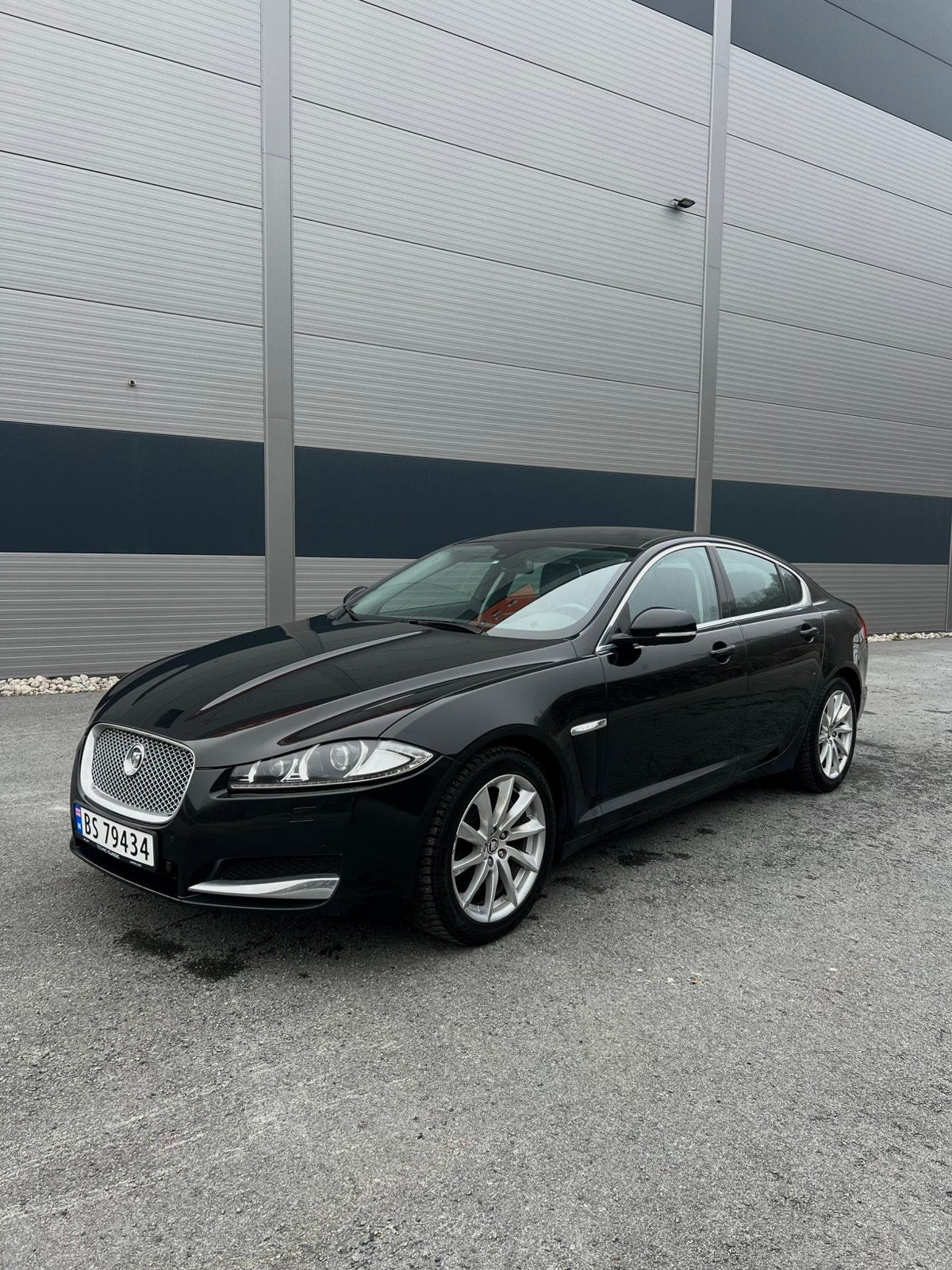 Jaguar XF 2.2 TDi4 Automatic, 8-trins, 190ps, 2012