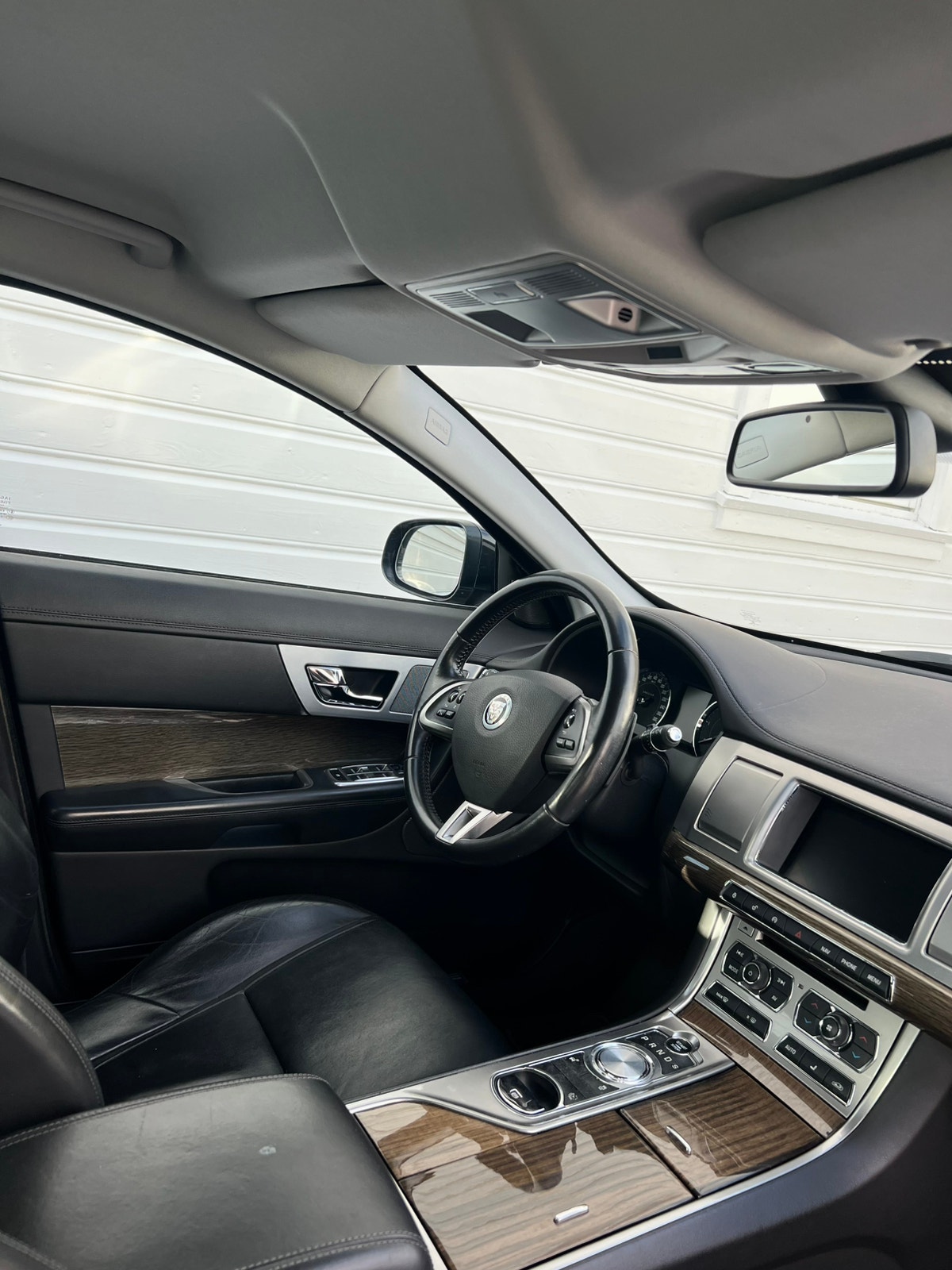Jaguar XF 2.2 TDi4 Automatic, 8-trins, 190ps, 2012
