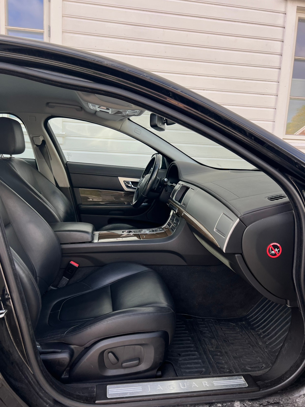 Jaguar XF 2.2 TDi4 Automatic, 8-trins, 190ps, 2012