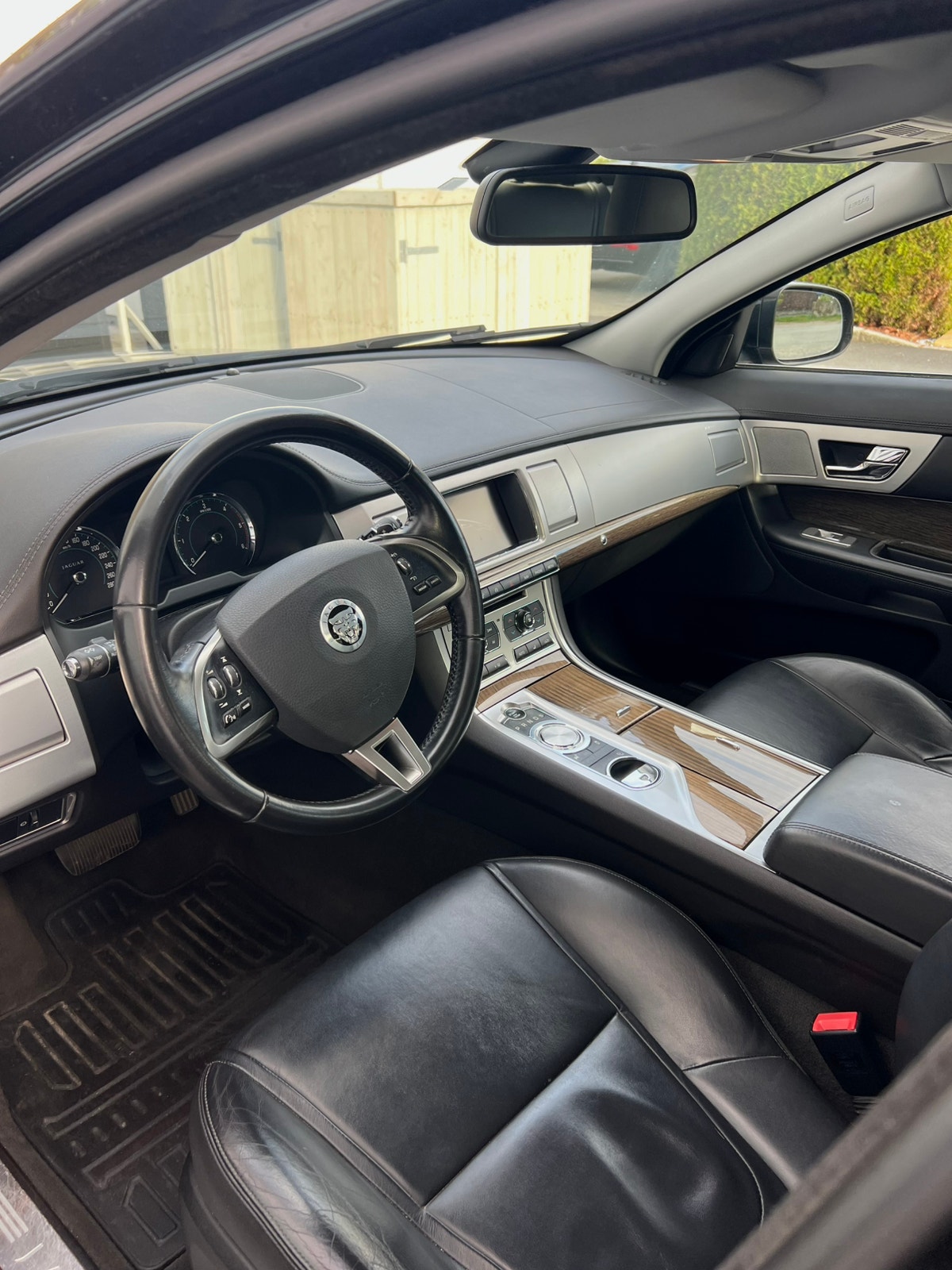 Jaguar XF 2.2 TDi4 Automatic, 8-trins, 190ps, 2012