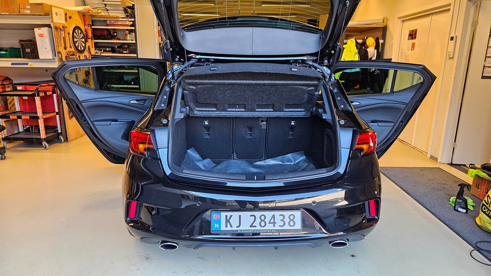 Opel Astra 1.6 EDIT Manual, 6-trins, 200ps, 2017