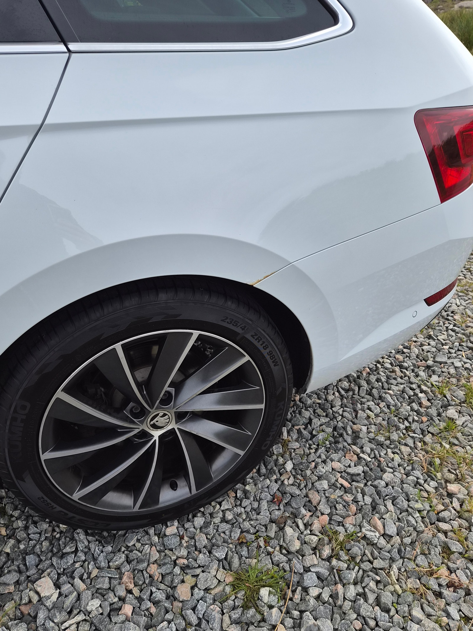 Škoda Superb Combi 1.8 TSI DSG Sequential, 7-trins, 180ps, 2016