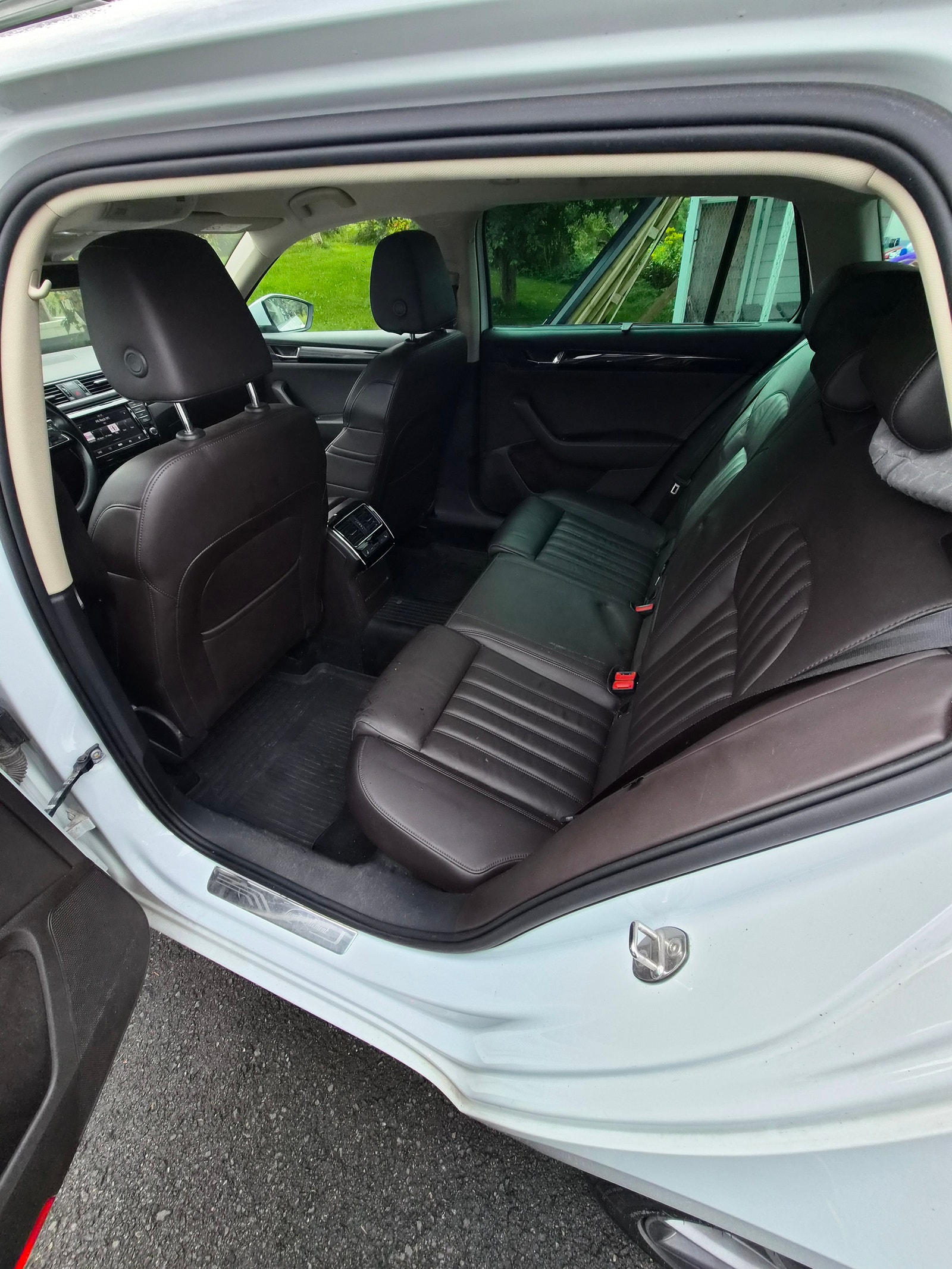 Škoda Superb Combi 1.8 TSI DSG Sequential, 7-trins, 180ps, 2016