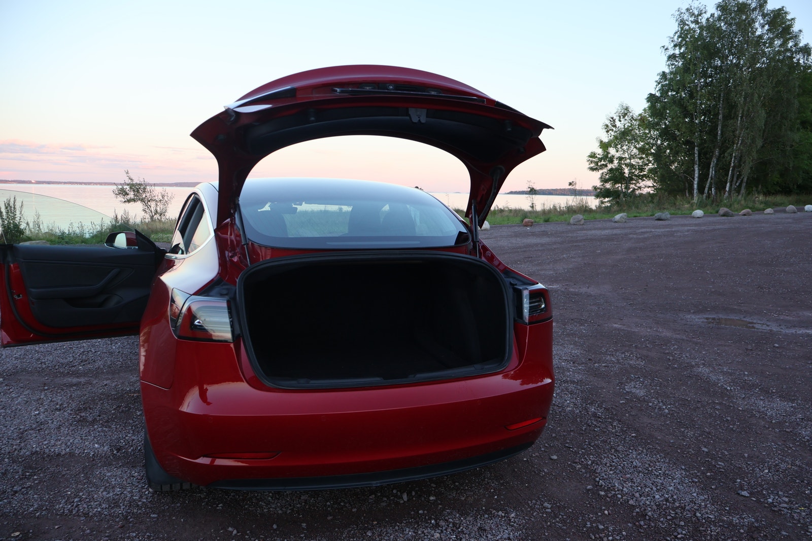 Tesla Model 3 Standard Range Plus, 306ps, 2019