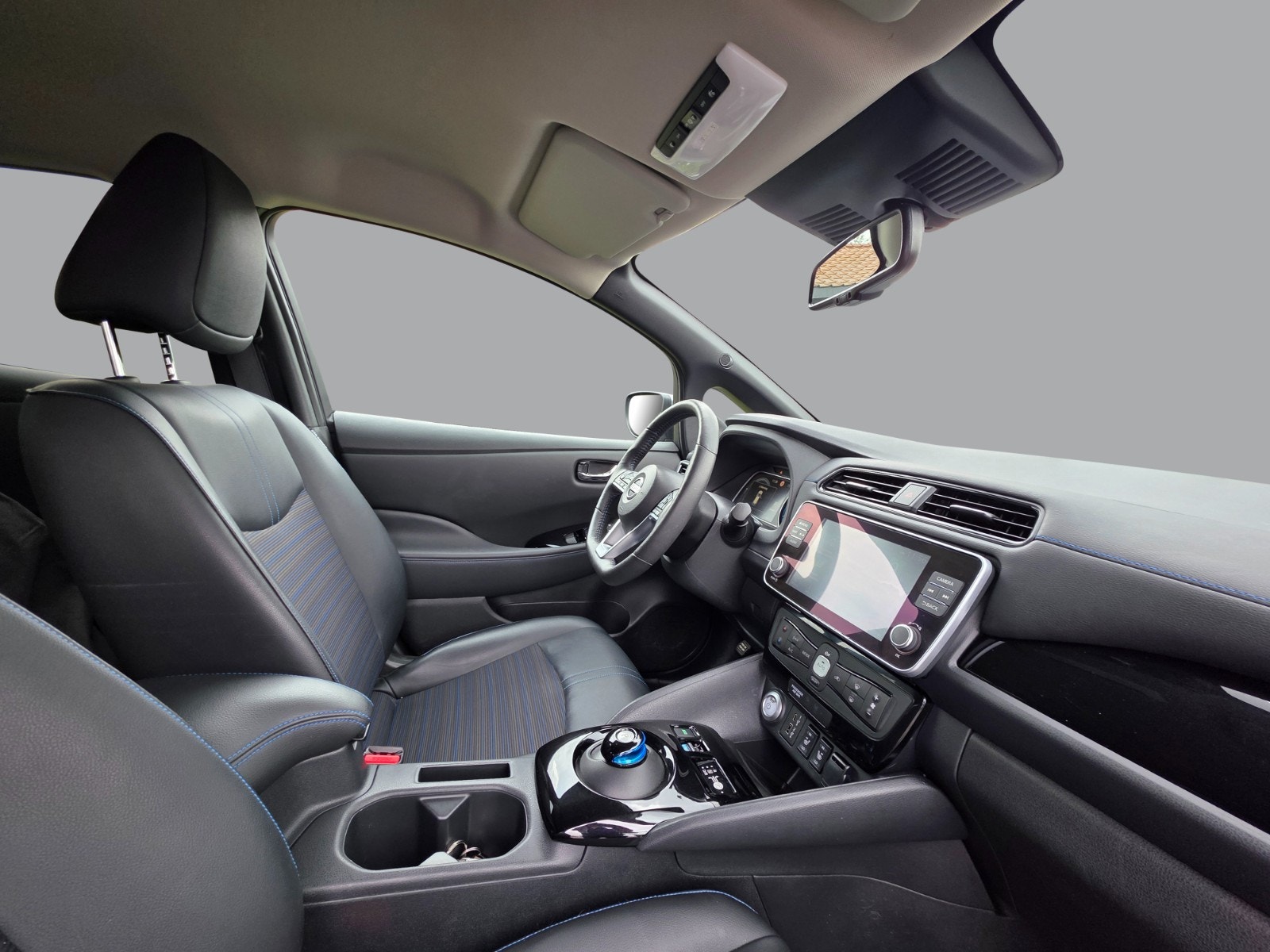 Nissan Leaf e+, 217ps, 2022
