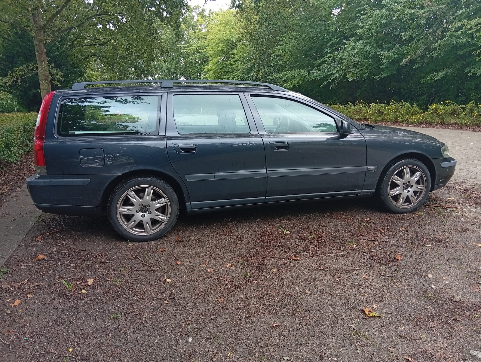 Volvo V70 2.4 Automatisk, 140hk, 2001