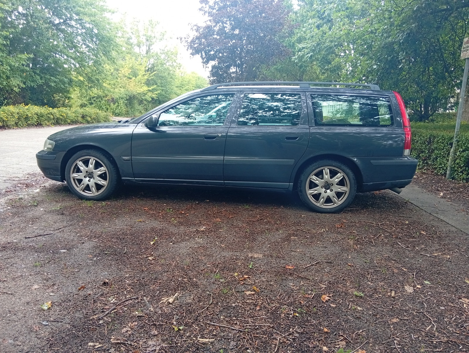 Volvo V70 2.4 Automatisk, 140hk, 2001