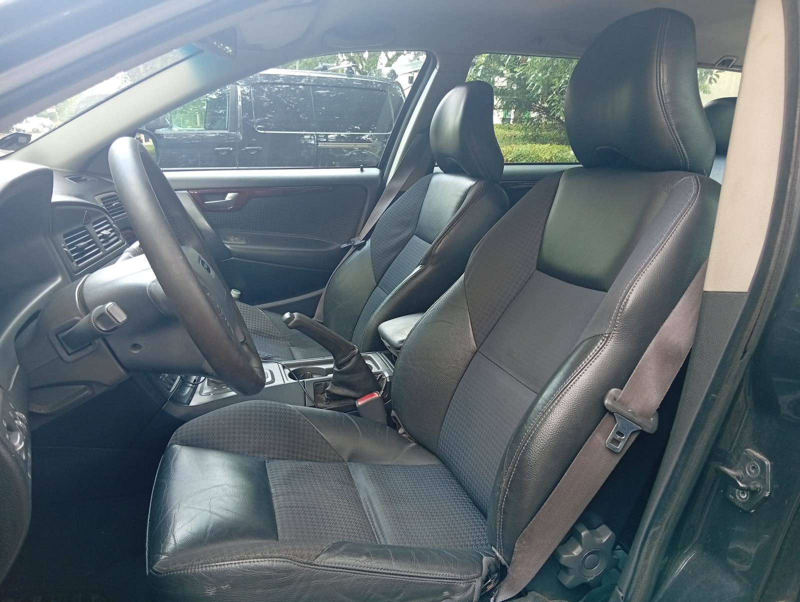Volvo V70 2.4 Automatisk, 140hk, 2001