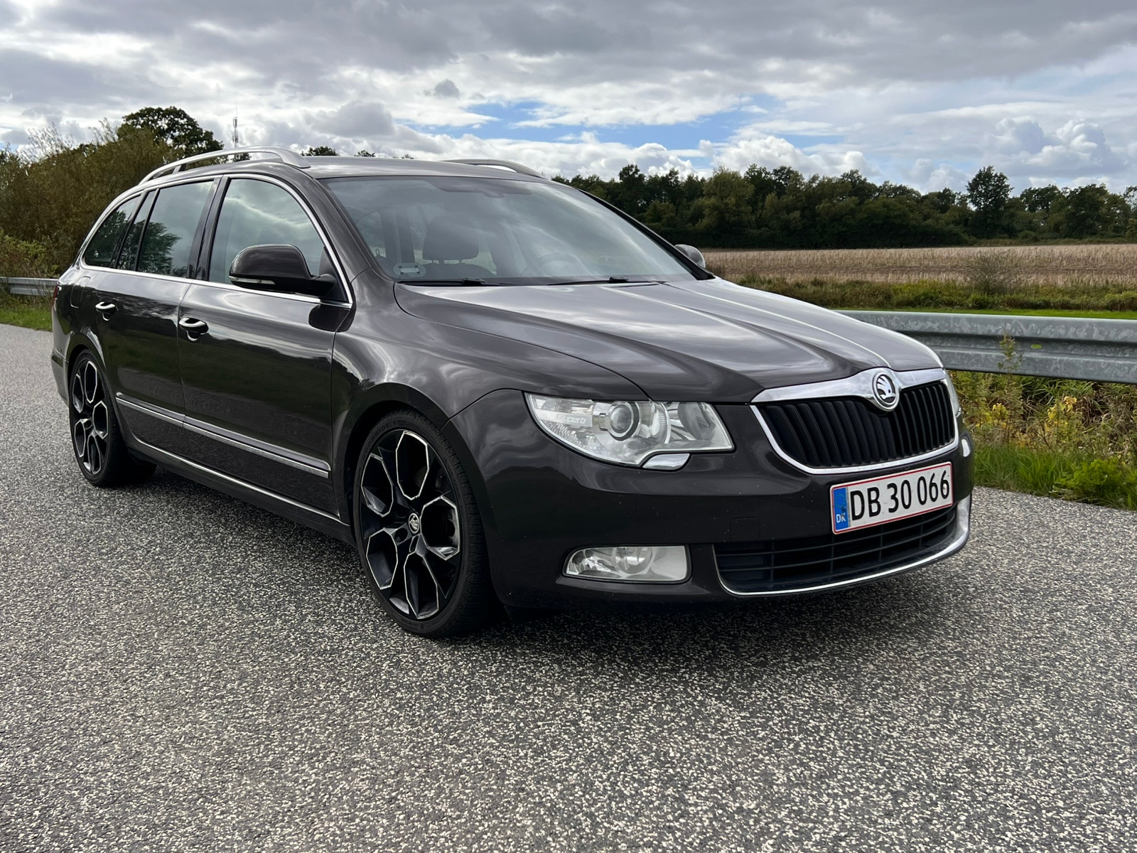 Škoda Superb Combi 1.8 TSI DSG Sequential, 7-trins, 160ps, 2011