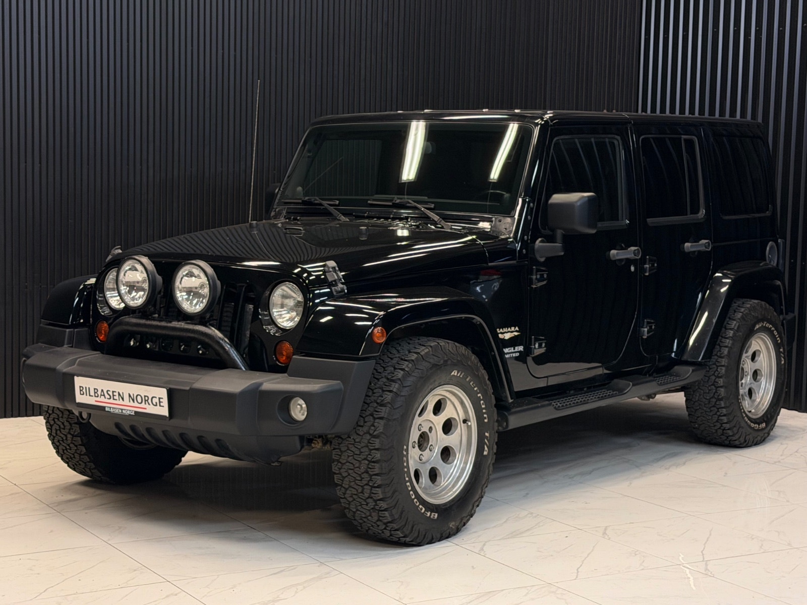 Jeep Wrangler Unlimited 2.8 4WD Automatic, 200hp, 2013