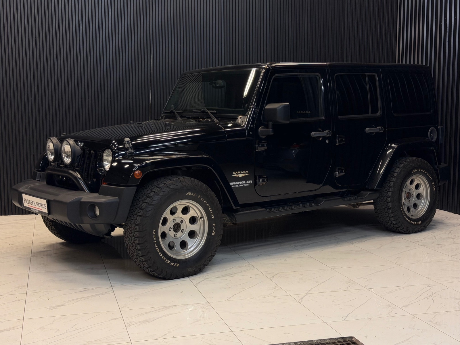 Jeep Wrangler Unlimited 2.8 4WD Automatic, 200hp, 2013