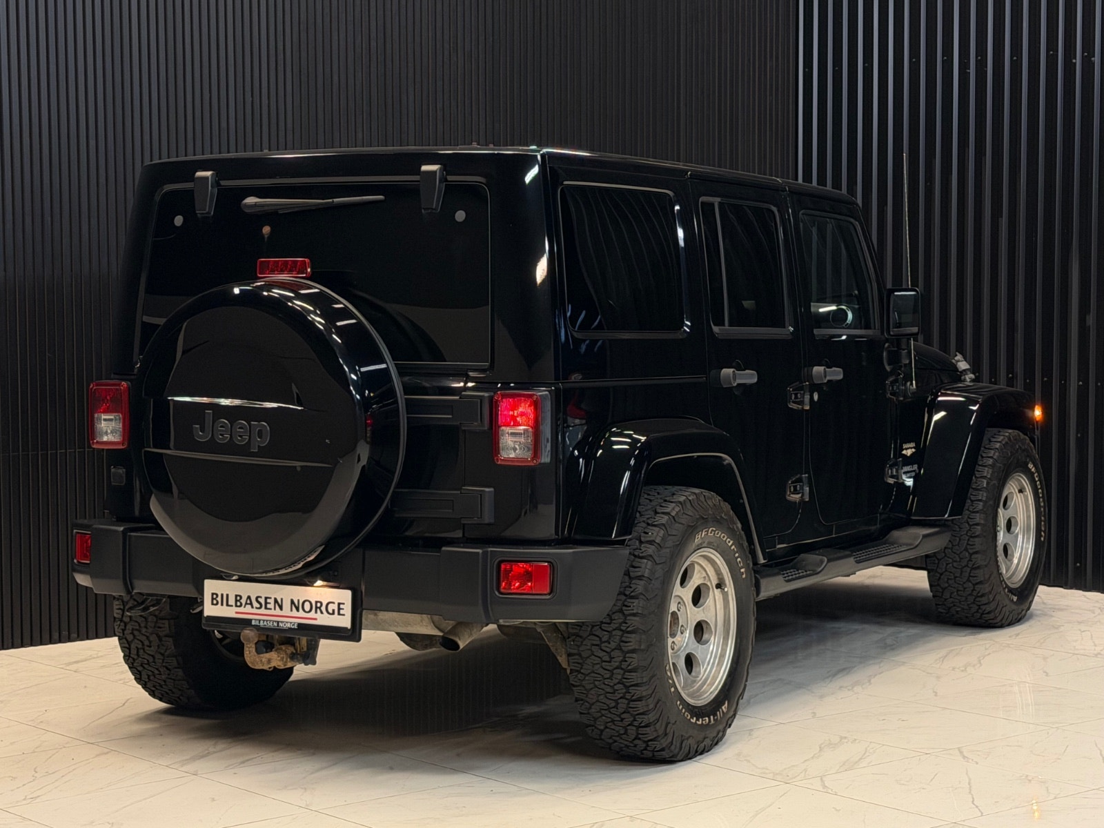 Jeep Wrangler Unlimited 2.8 4WD Automatic, 200hp, 2013