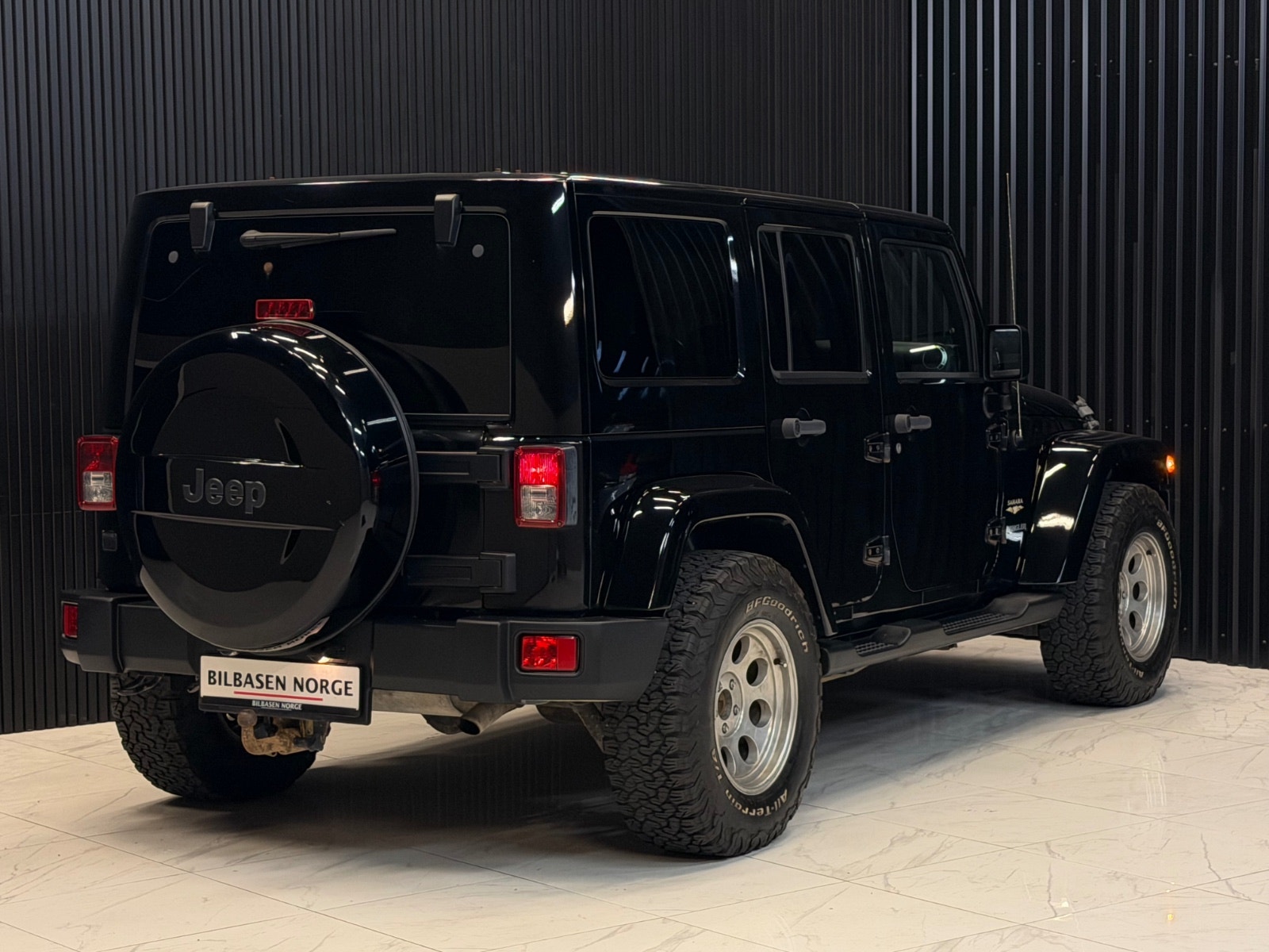 Jeep Wrangler Unlimited 2.8 4WD Automatic, 200hp, 2013