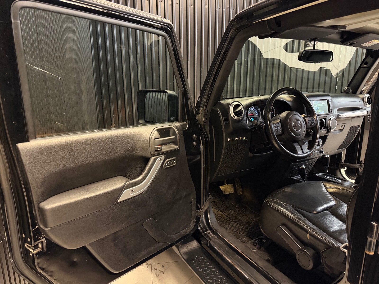 Jeep Wrangler Unlimited 2.8 4WD Automatic, 200hp, 2013