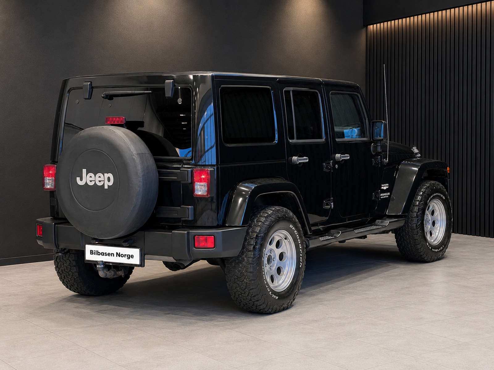 Jeep Wrangler Unlimited 2.8 4WD Automatic, 200hp, 2013