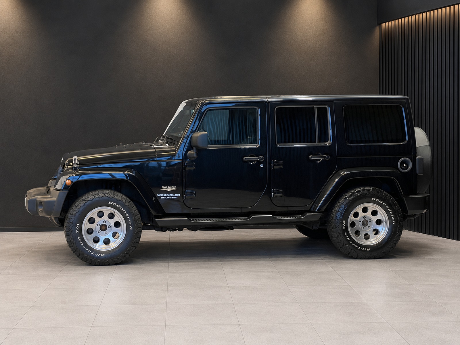 Jeep Wrangler Unlimited 2.8 4WD Automatic, 200hp, 2013