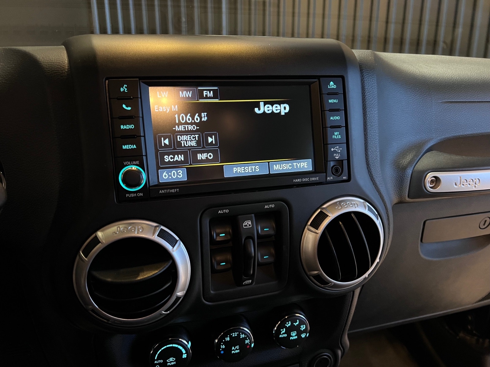 Jeep Wrangler Unlimited 2.8 4WD Automatic, 200hp, 2013